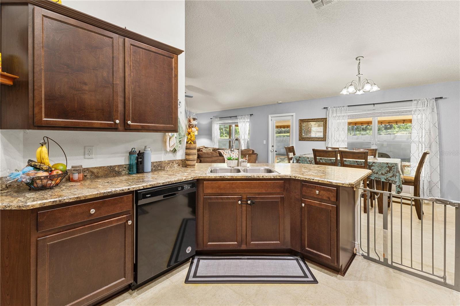 33845 EMERALD POND LOOP, LEESBURG, FL, 34788