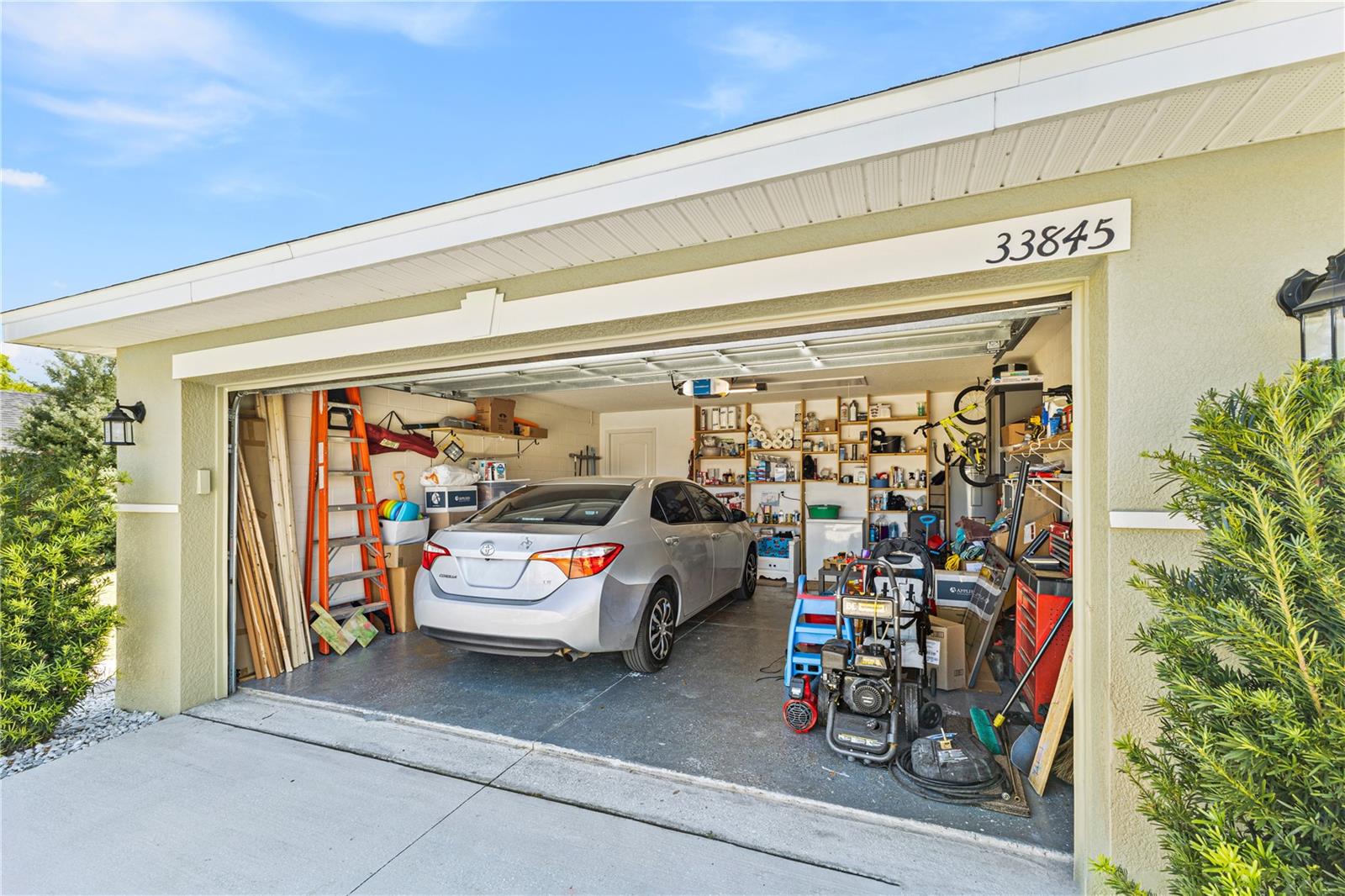 33845 EMERALD POND LOOP, LEESBURG, FL, 34788