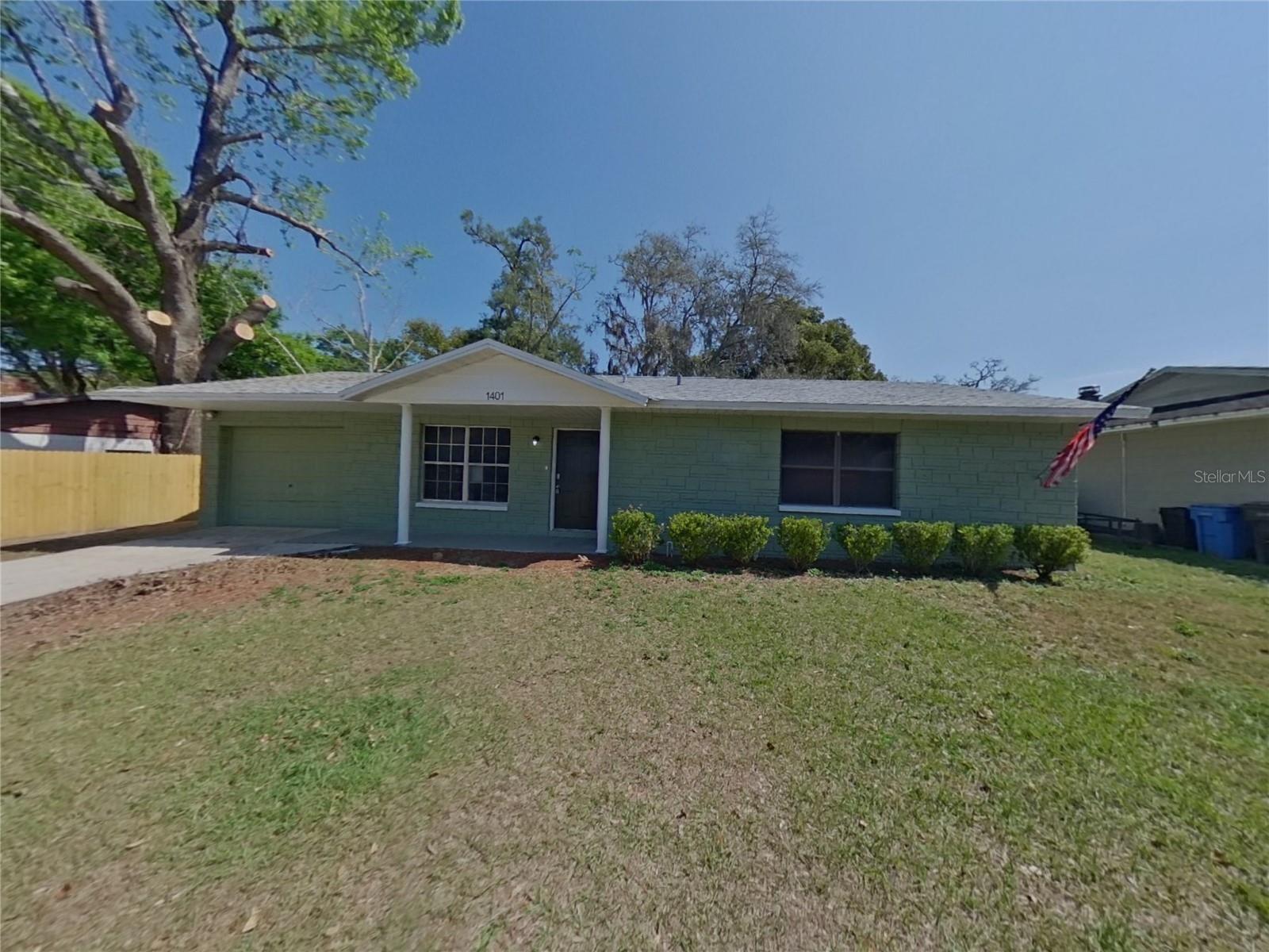 1401 OAK VALLEY DR, SEFFNER, FL, 33584