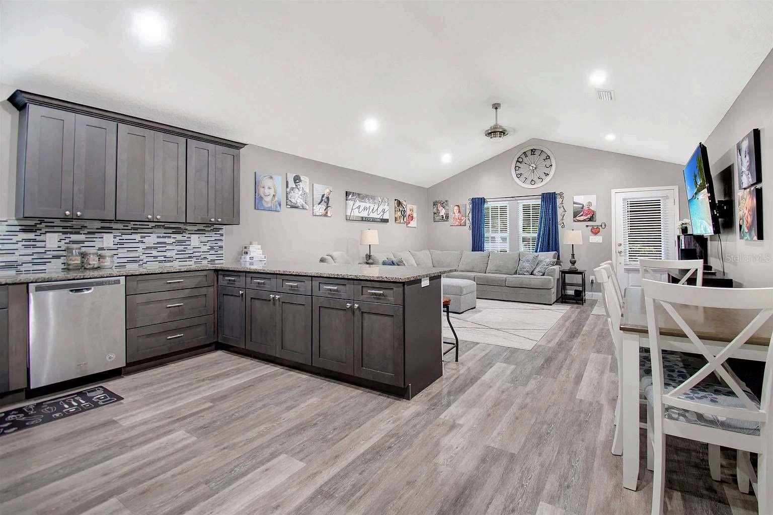 5831 OAK ST, ELKTON, FL, 32033