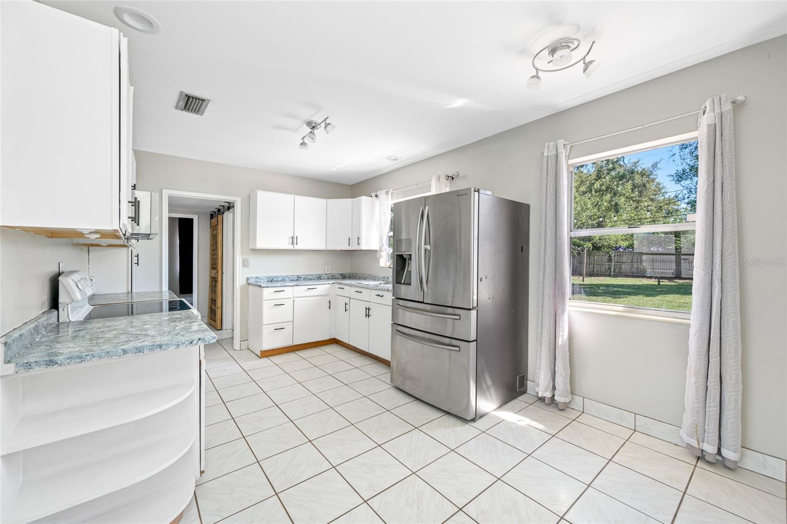 3310 W SWANN AVE, TAMPA, FL, 33609