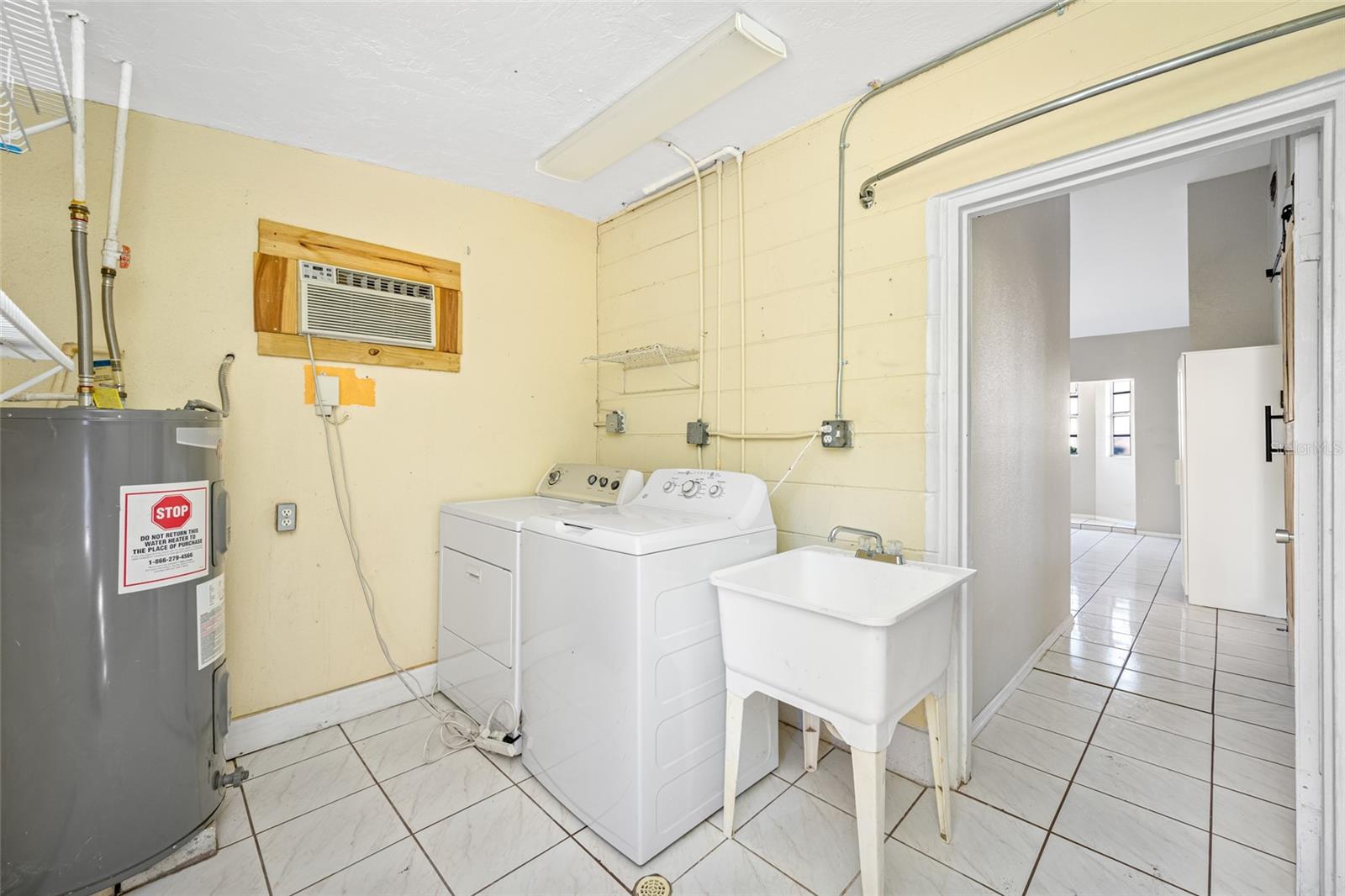 3310 W SWANN AVE, TAMPA, FL, 33609