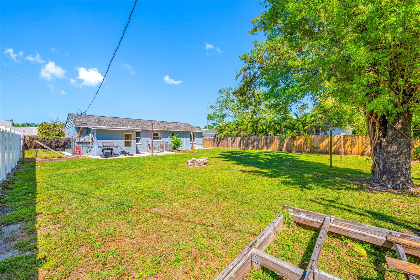 3310 W SWANN AVE, TAMPA, FL, 33609