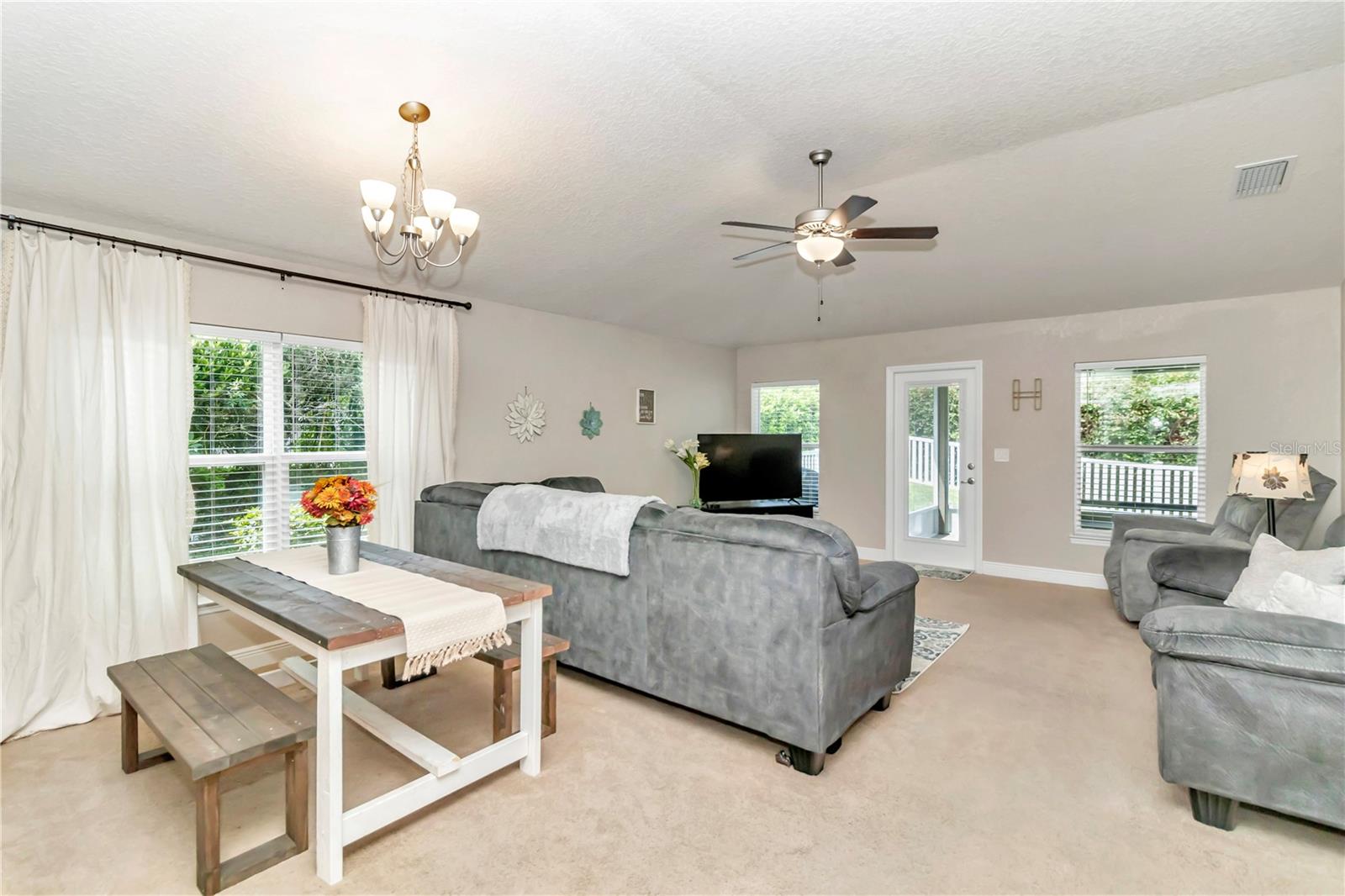 6 DIAMOND COVE CT, OCALA, FL, 34472