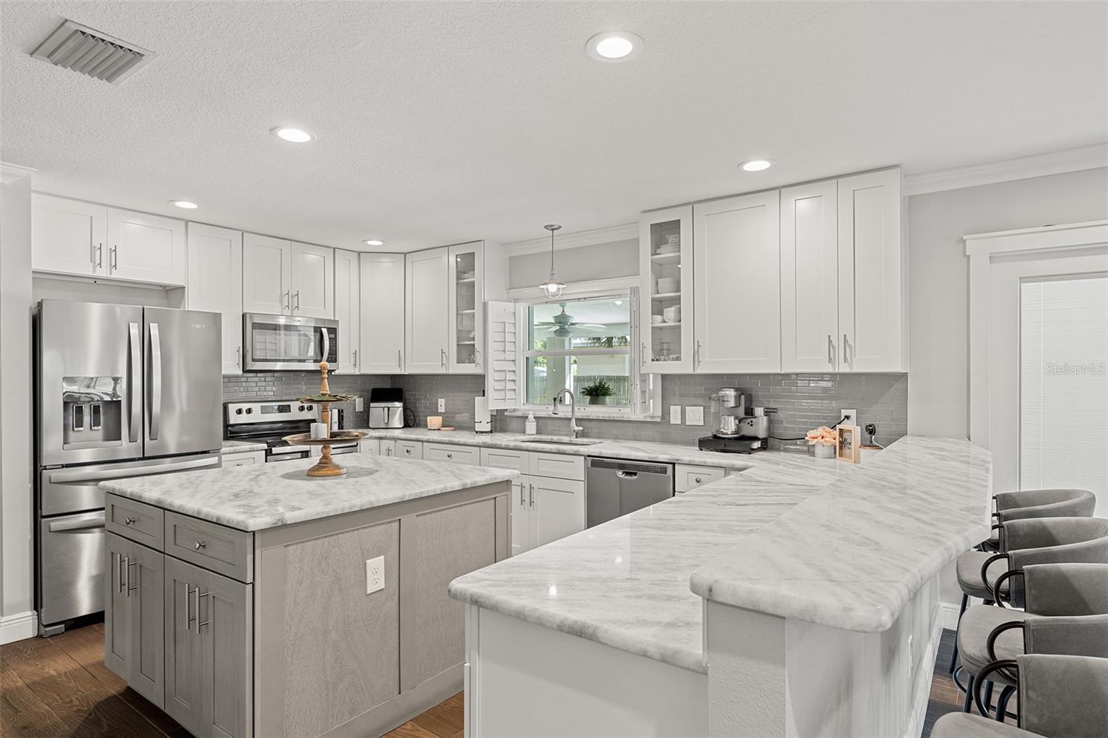 1285 SEMINOLE AVE, LONGWOOD, FL, 32750