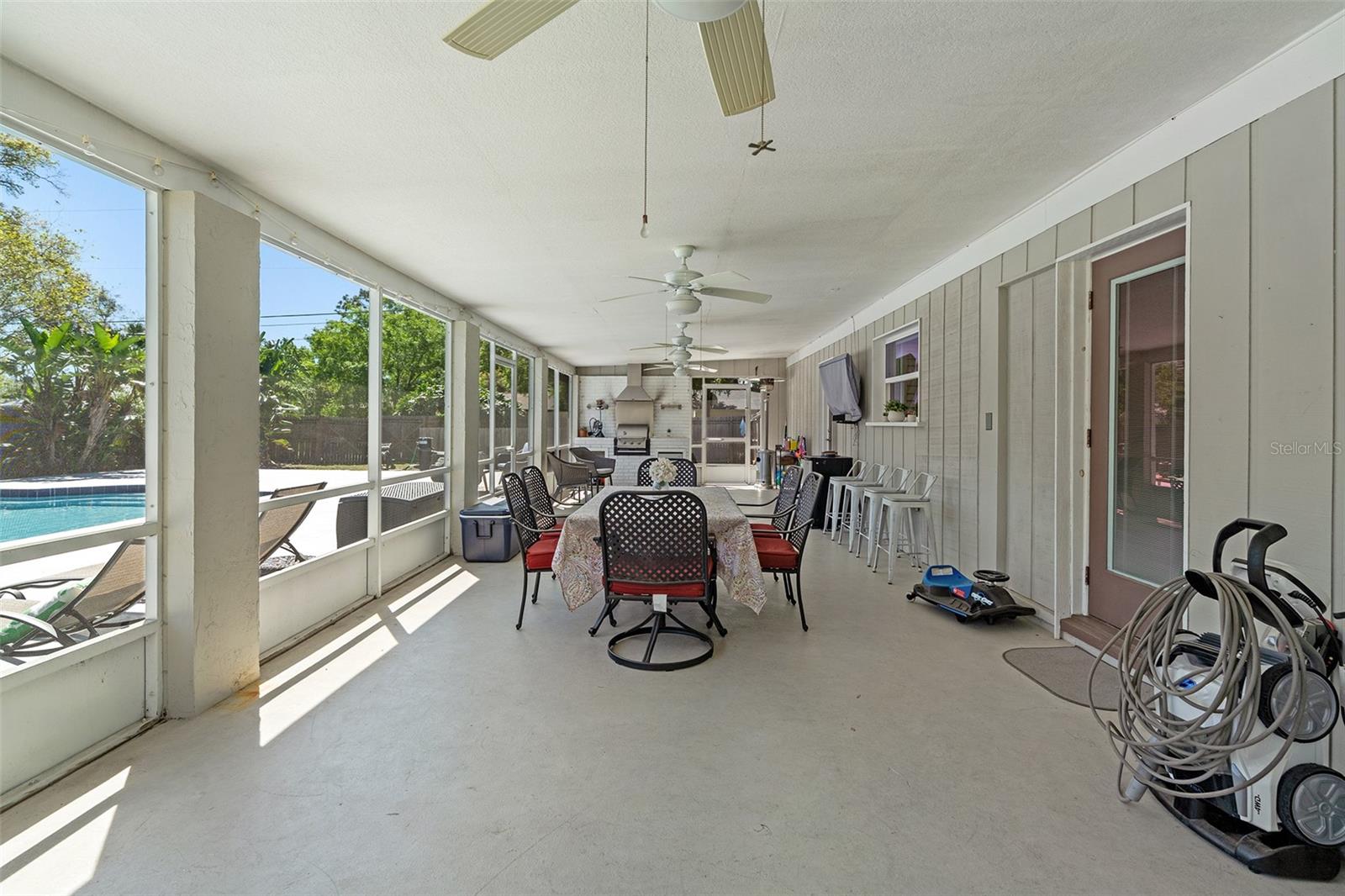 1285 SEMINOLE AVE, LONGWOOD, FL, 32750