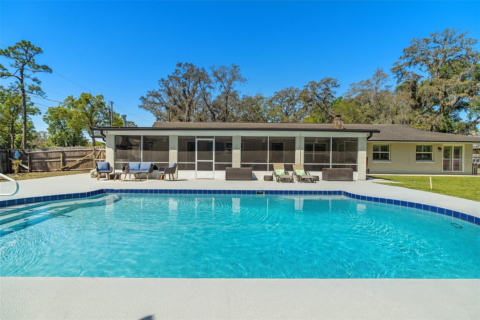 1285 SEMINOLE AVE, LONGWOOD, FL, 32750