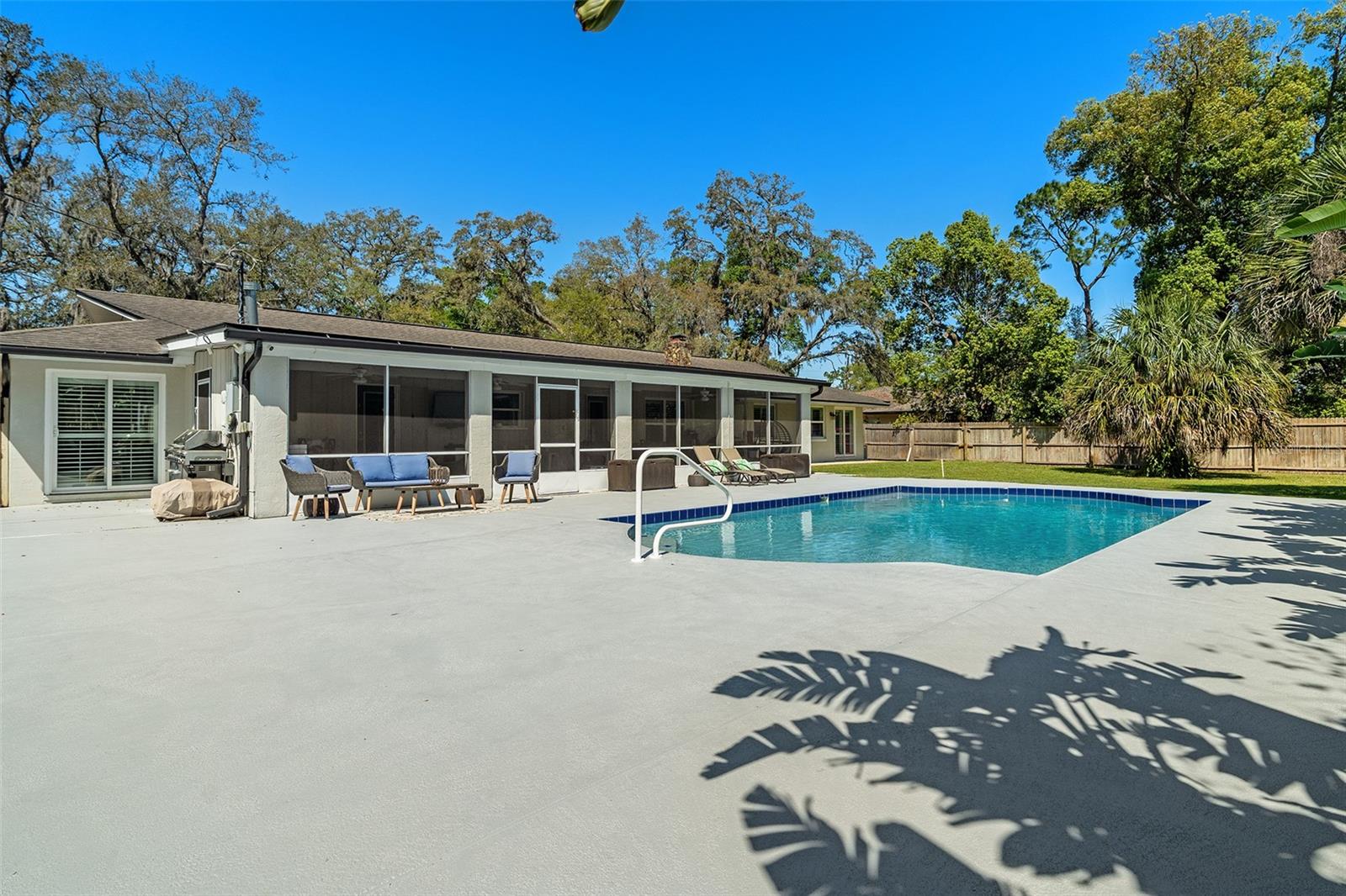 1285 SEMINOLE AVE, LONGWOOD, FL, 32750