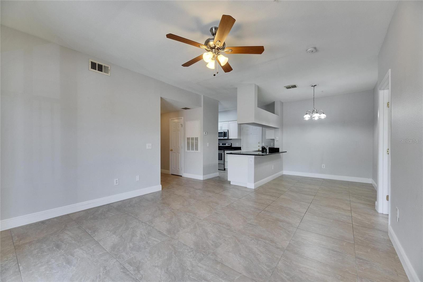 13016 SANCTUARY COVE DR #201, TEMPLE TERRACE, FL, 33637