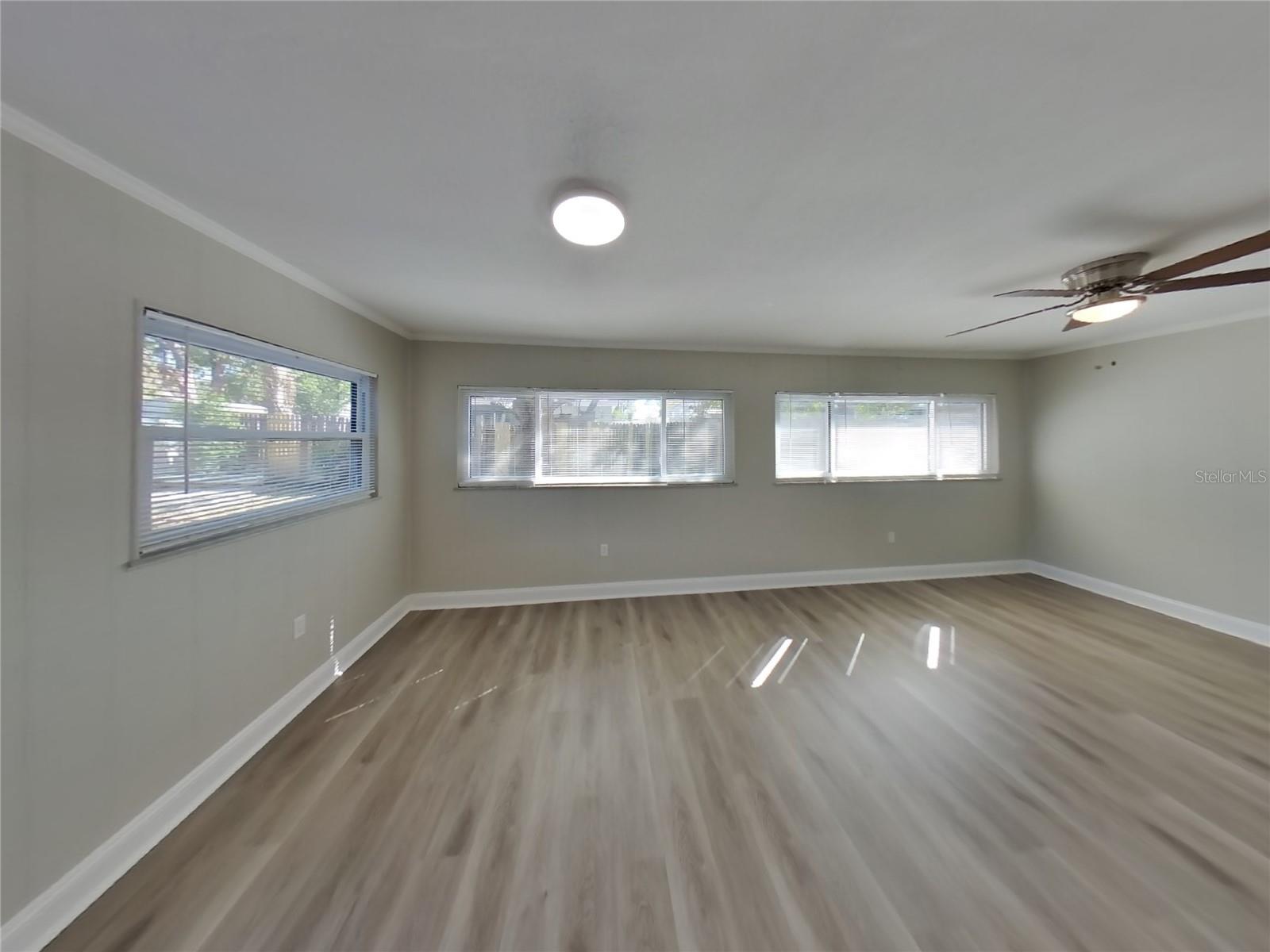 4113 E 97TH AVE, TAMPA, FL, 33617