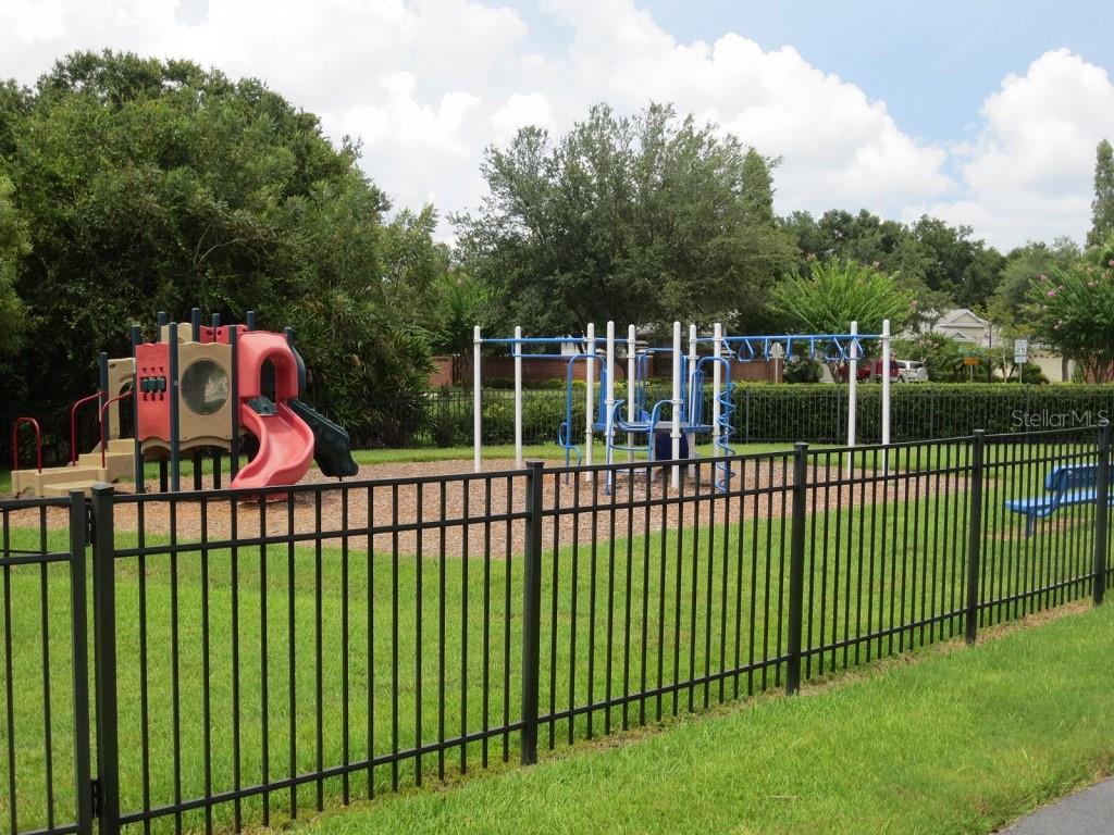 10126 SOMERSBY DR, RIVERVIEW, FL, 33578
