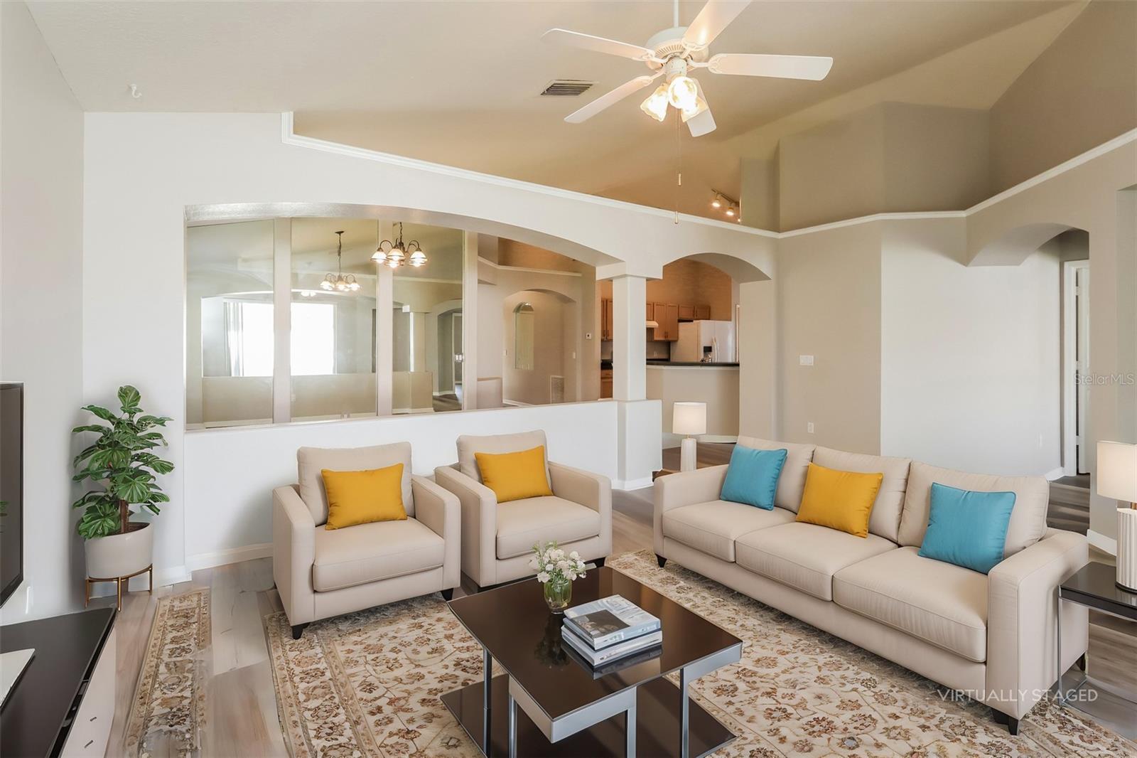 10126 SOMERSBY DR, RIVERVIEW, FL, 33578