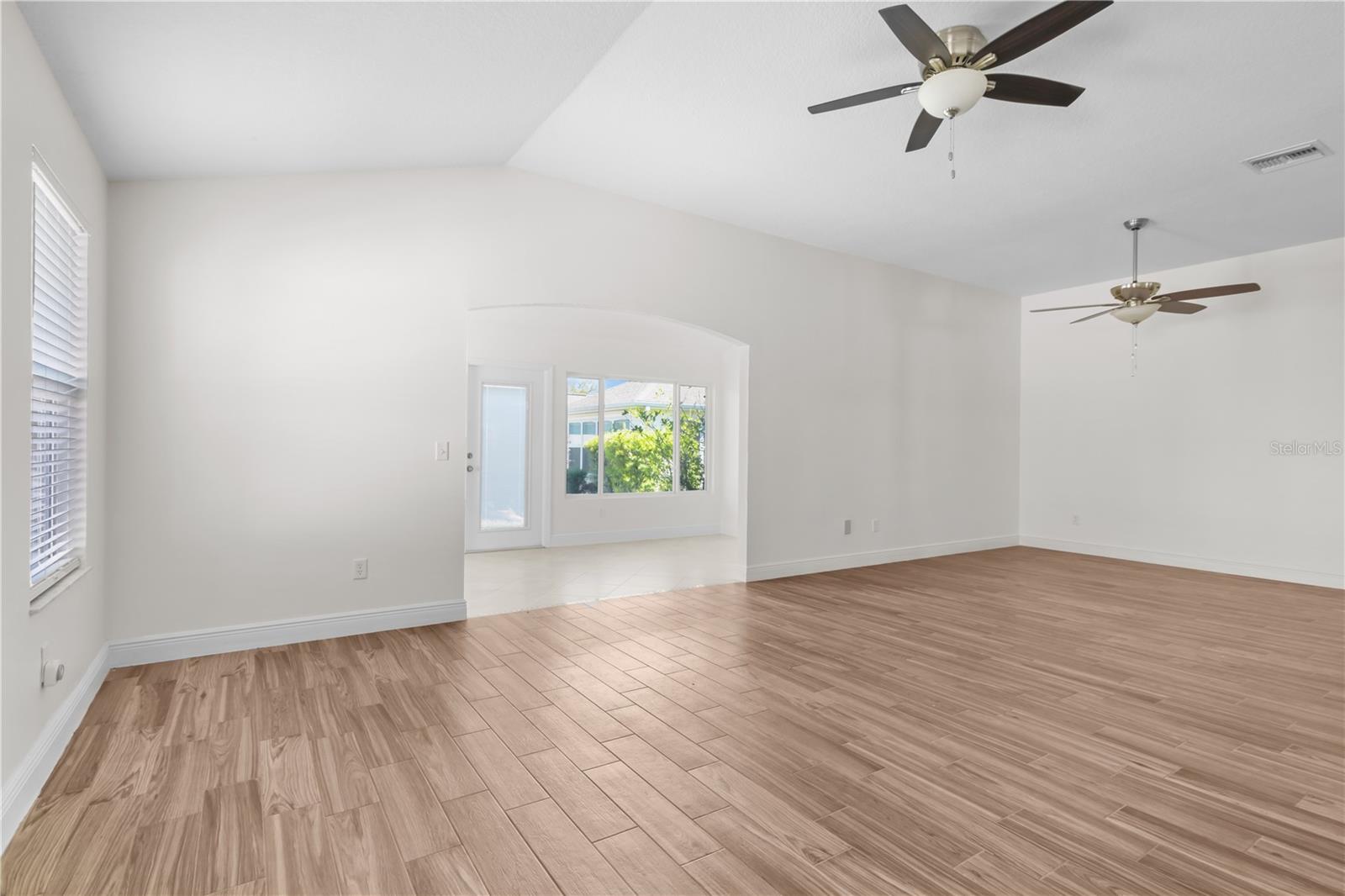737 CALDWELL CT, THE VILLAGES, FL, 32162
