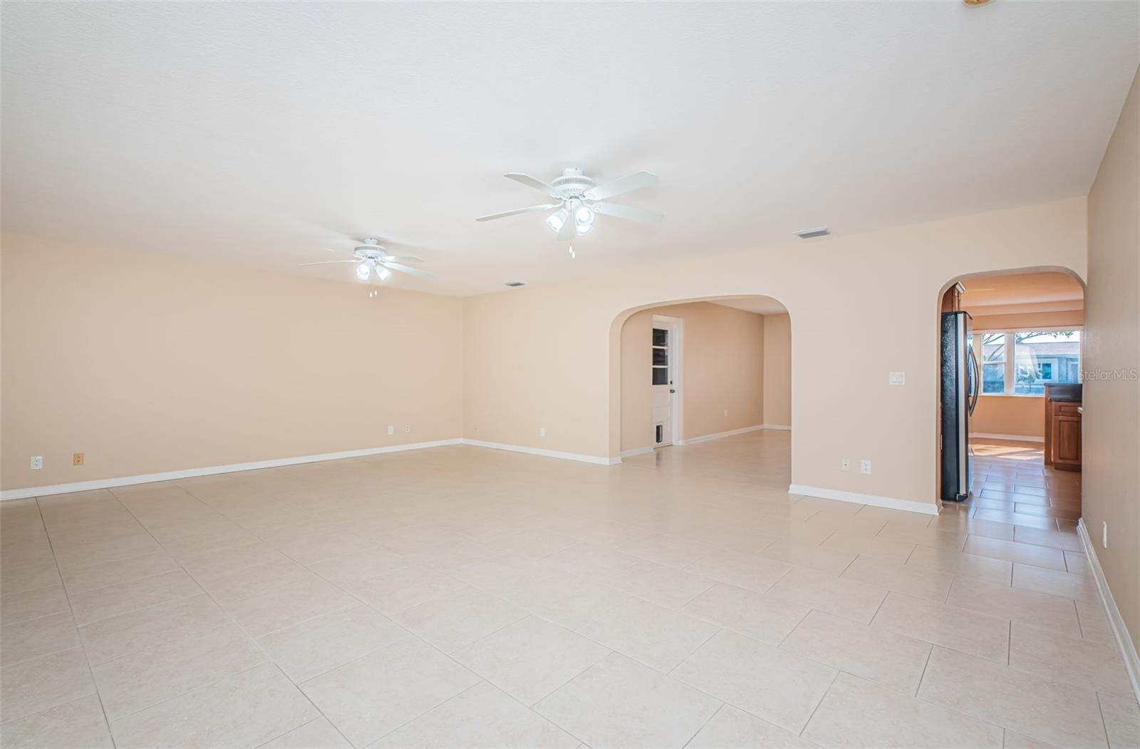 2736 45TH WAY N, ST PETERSBURG, FL, 33713