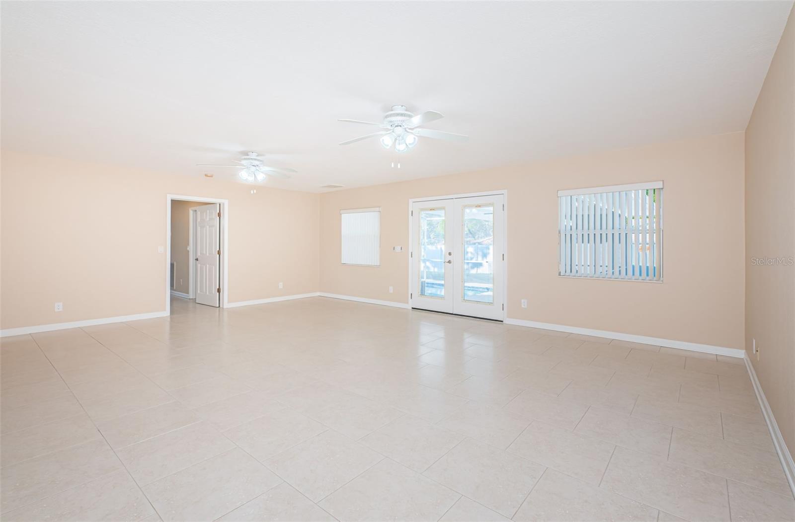 2736 45TH WAY N, ST PETERSBURG, FL, 33713