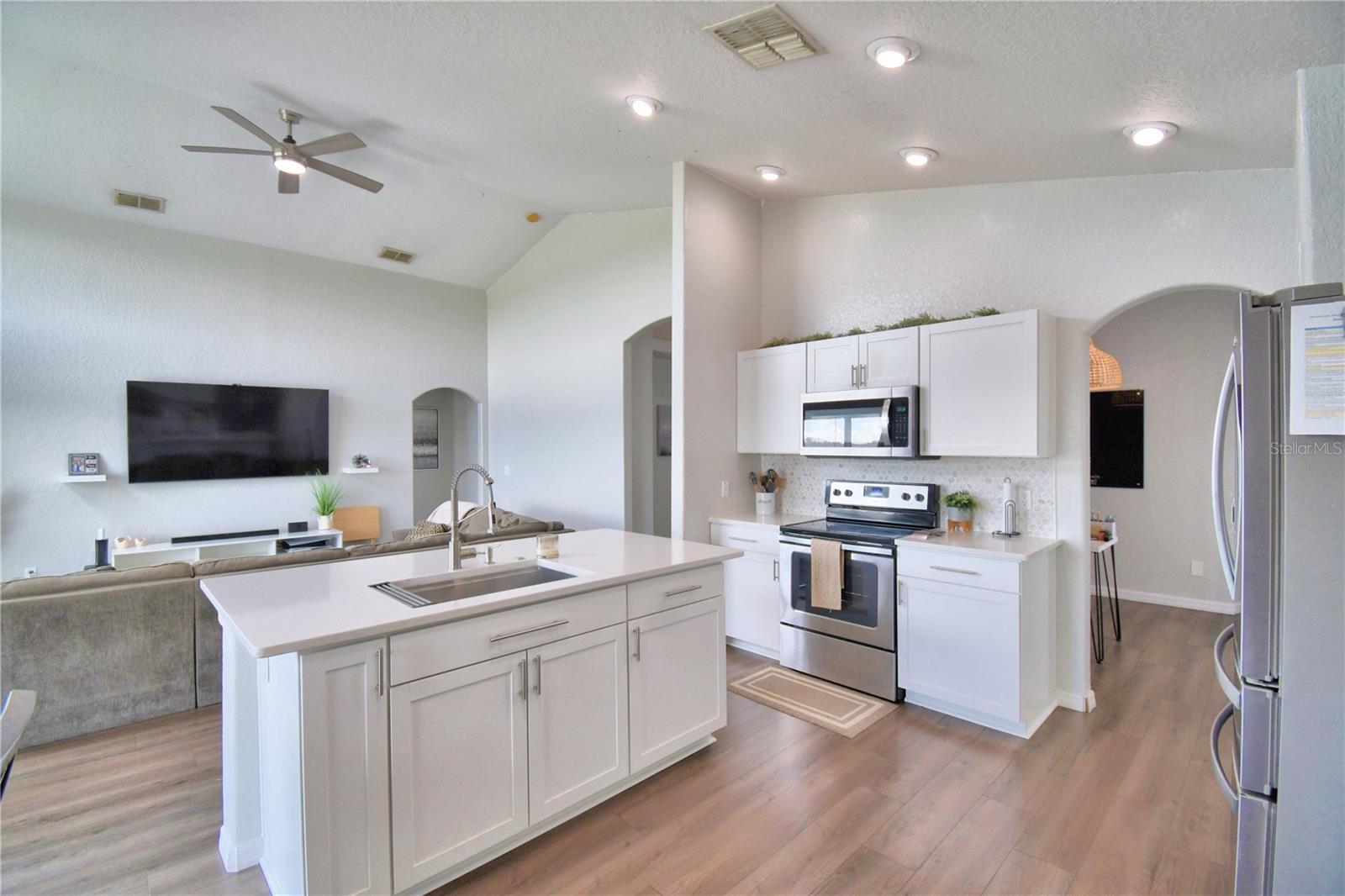 2758 ROCHELLE DR, WINTER HAVEN, FL, 33881