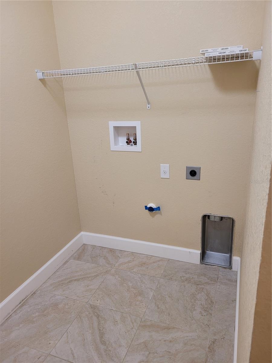 513 BOUNDARY BLVD, ROTONDA WEST, FL, 33947