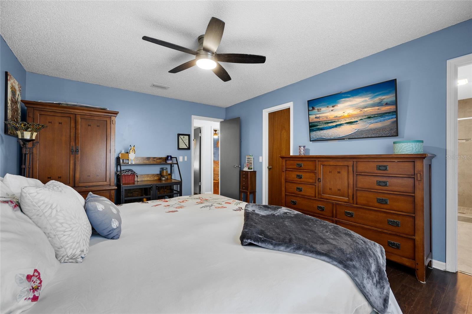 833 SW BISCAYNE GLN, LAKE CITY, FL, 32025