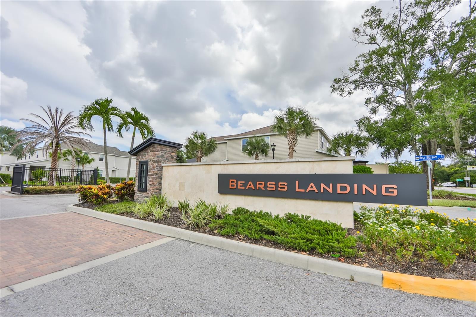 1022 ORCHARD ARBOUR CT, TAMPA, FL, 33613