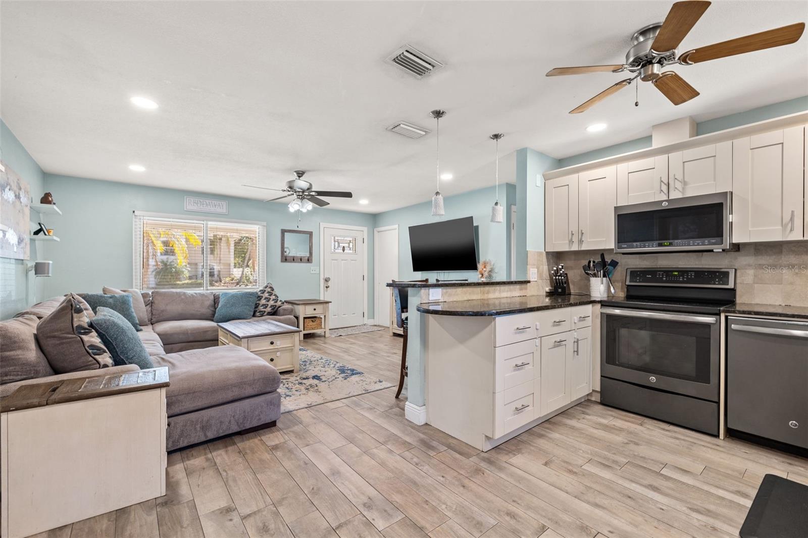 6684 26TH ST N, ST PETERSBURG, FL, 33702
