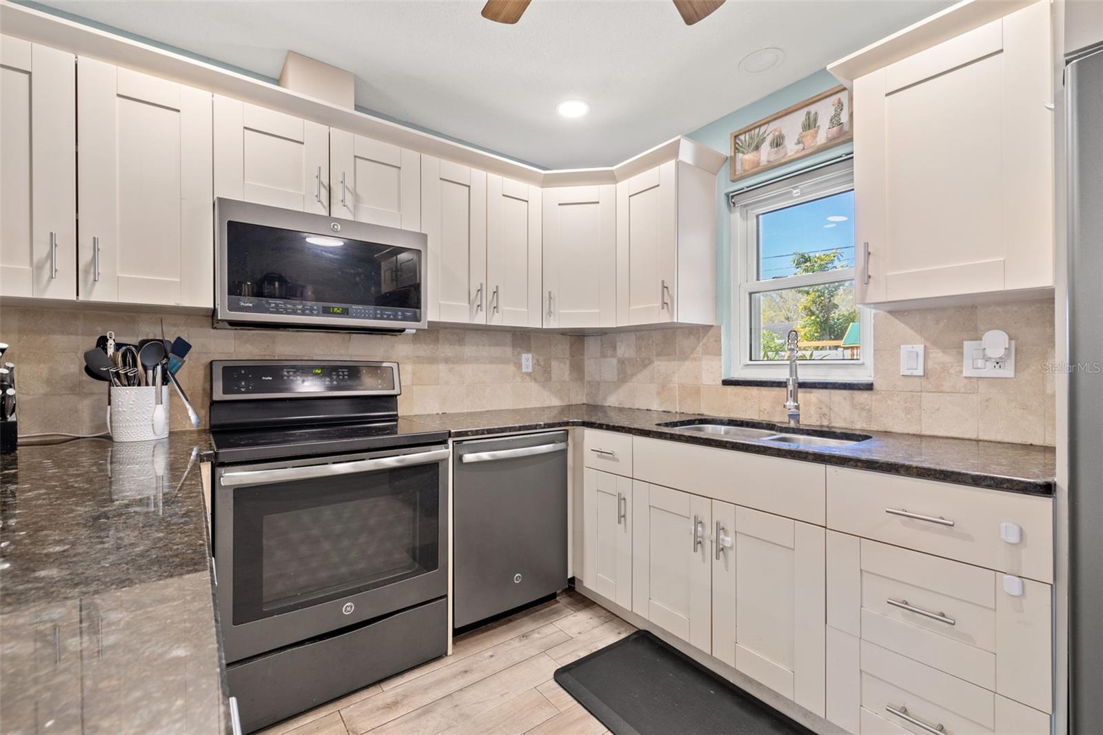 6684 26TH ST N, ST PETERSBURG, FL, 33702