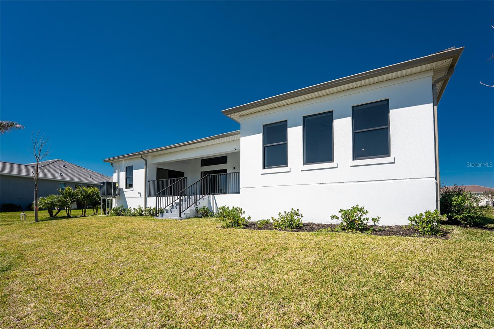 17320 COMINGO LN, PUNTA GORDA, FL, 33955
