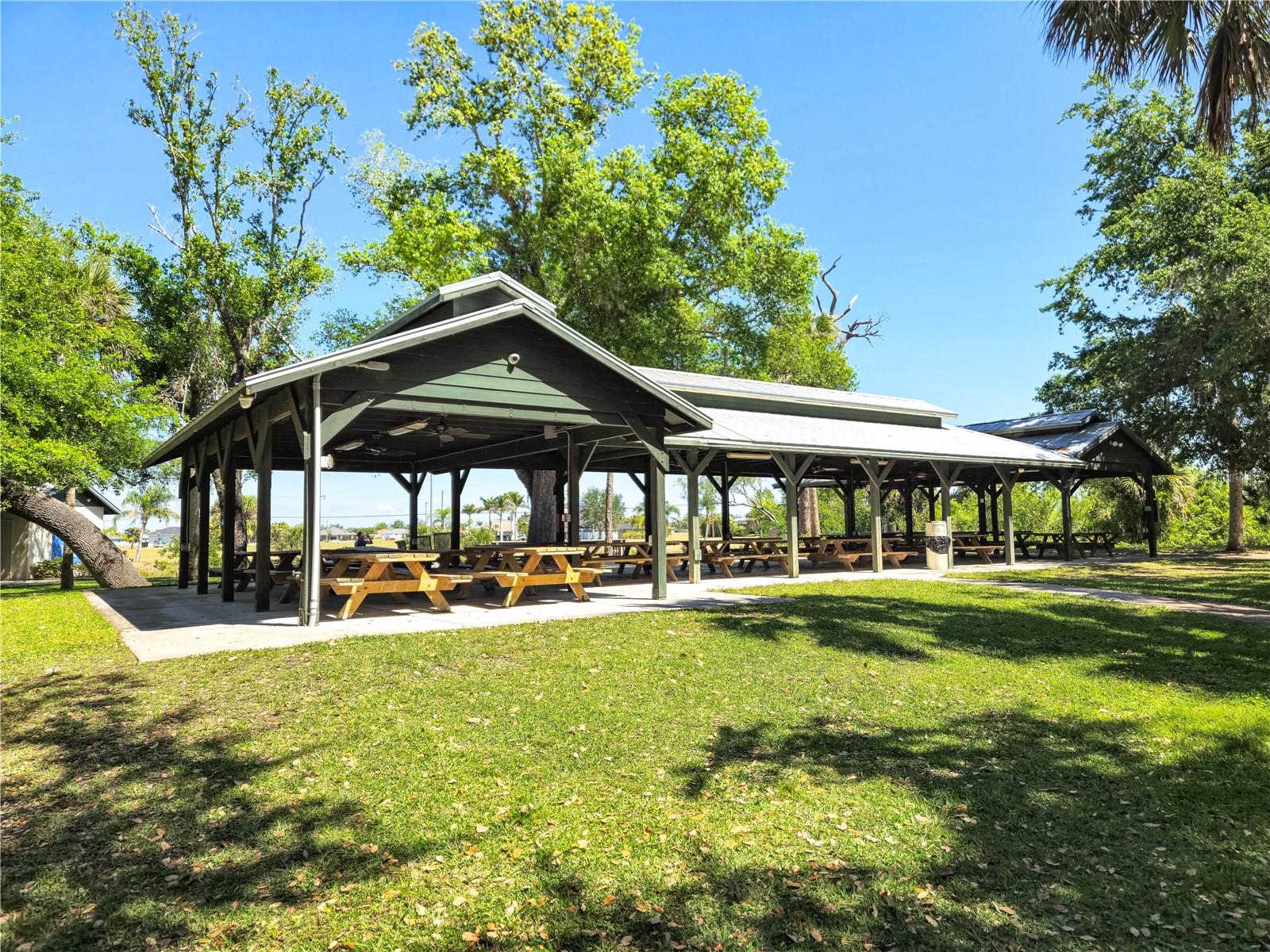 17320 COMINGO LN, PUNTA GORDA, FL, 33955