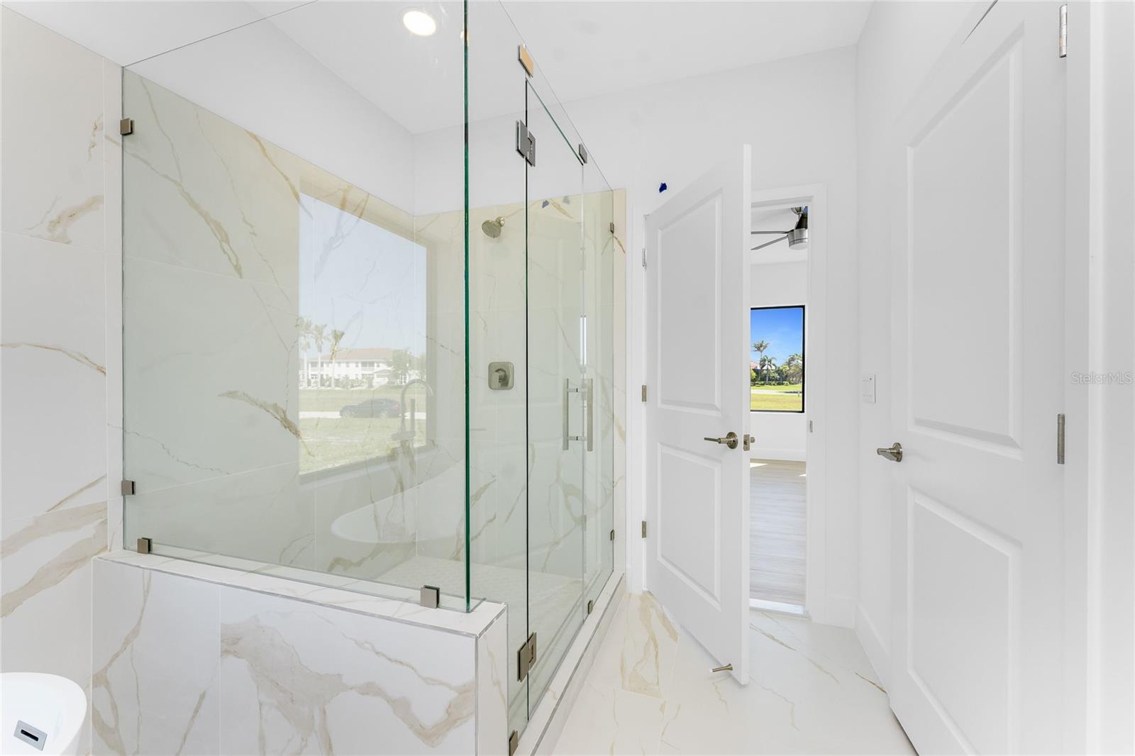 17320 COMINGO LN, PUNTA GORDA, FL, 33955