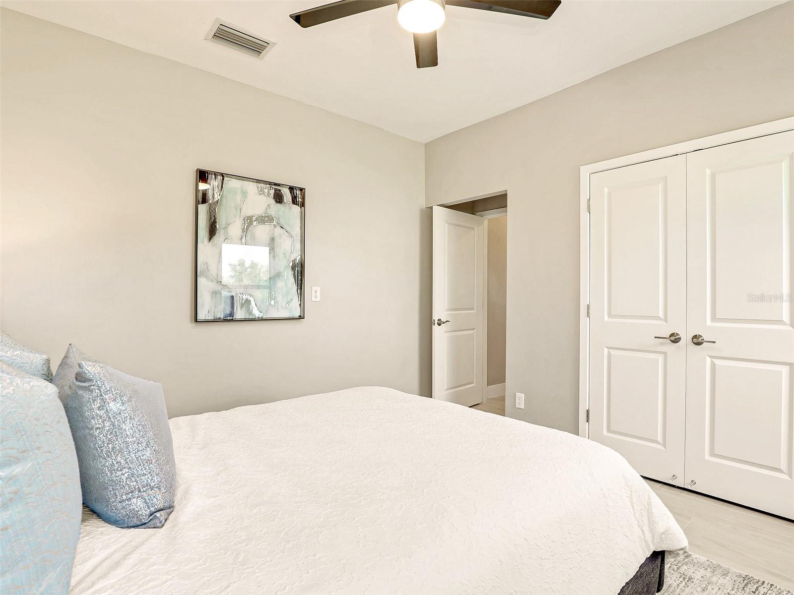 17320 COMINGO LN, PUNTA GORDA, FL, 33955