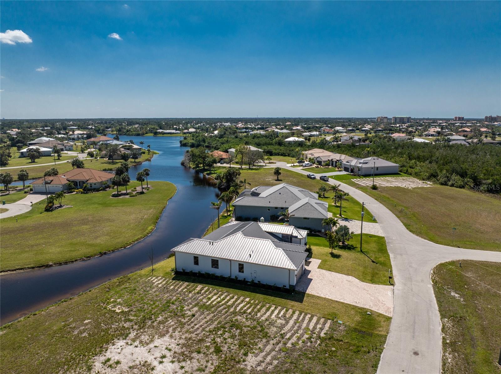 17320 COMINGO LN, PUNTA GORDA, FL, 33955