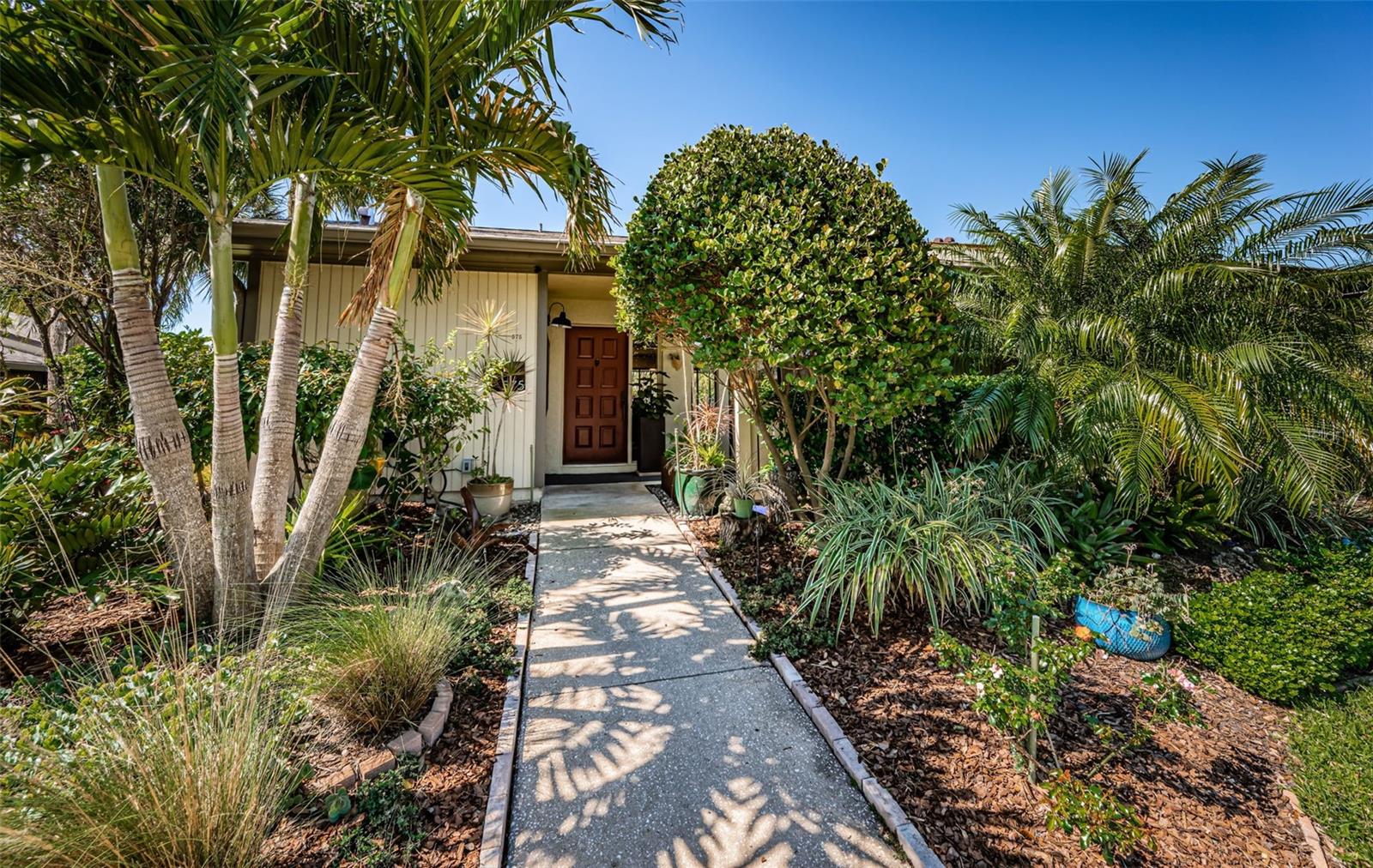 575 HICKORYNUT AVE, OLDSMAR, FL, 34677