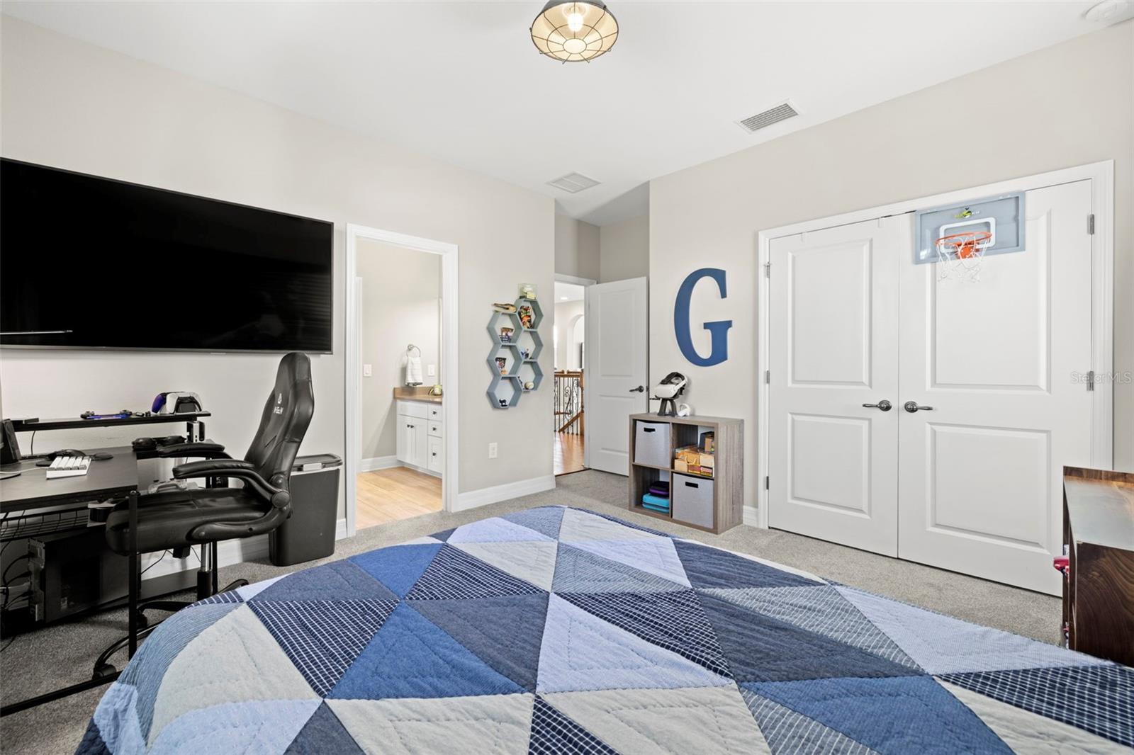17909 HOWSMOOR PL, LUTZ, FL, 33559