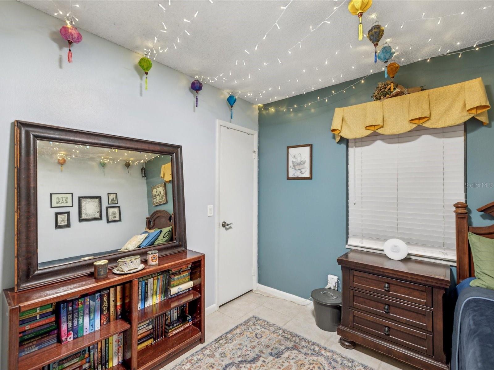 9914 SIR FREDERICK ST, TAMPA, FL, 33637