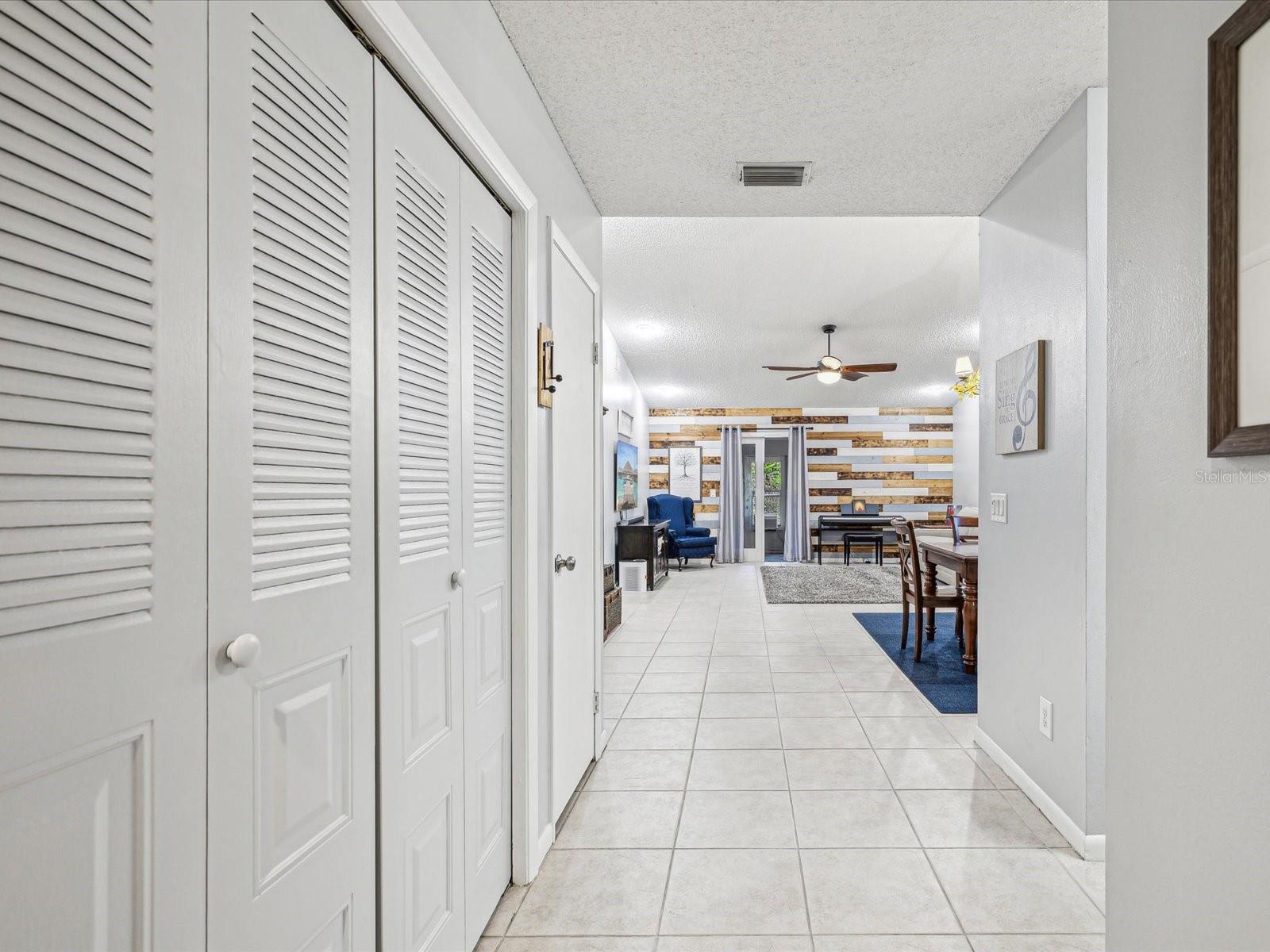 9914 SIR FREDERICK ST, TAMPA, FL, 33637
