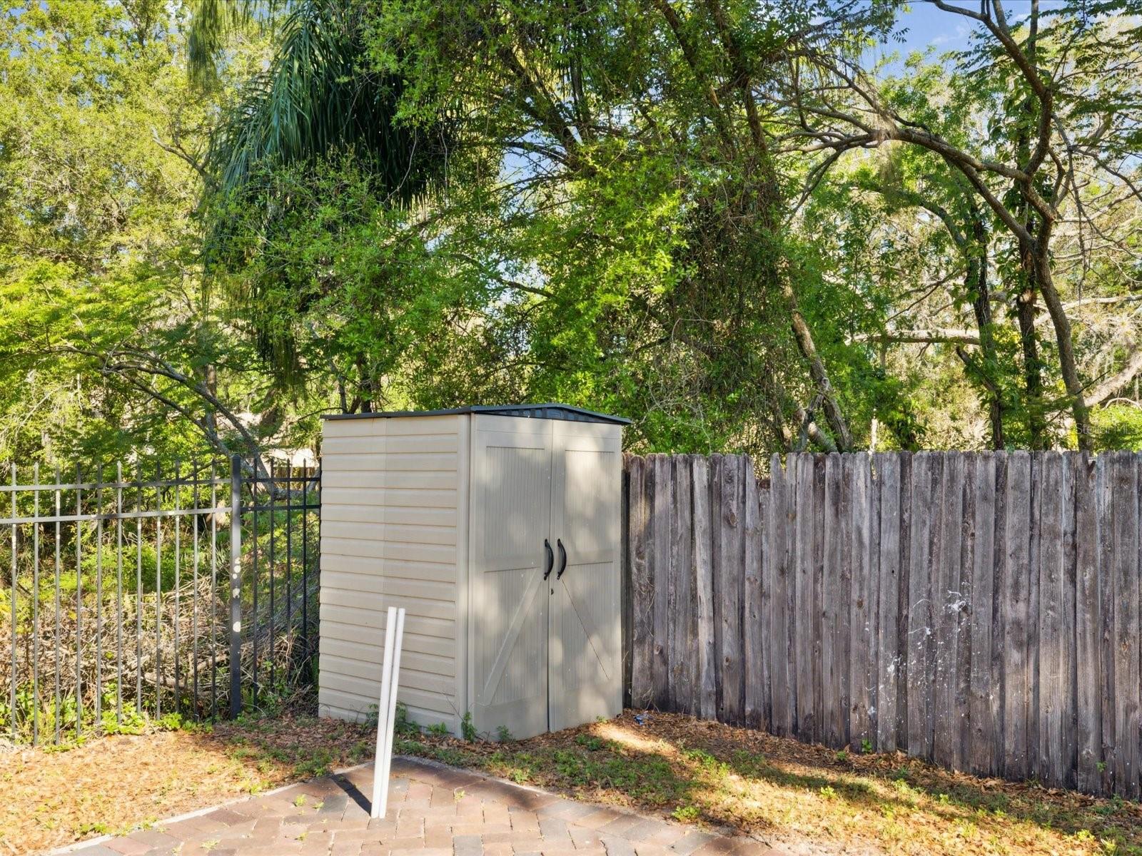 9914 SIR FREDERICK ST, TAMPA, FL, 33637