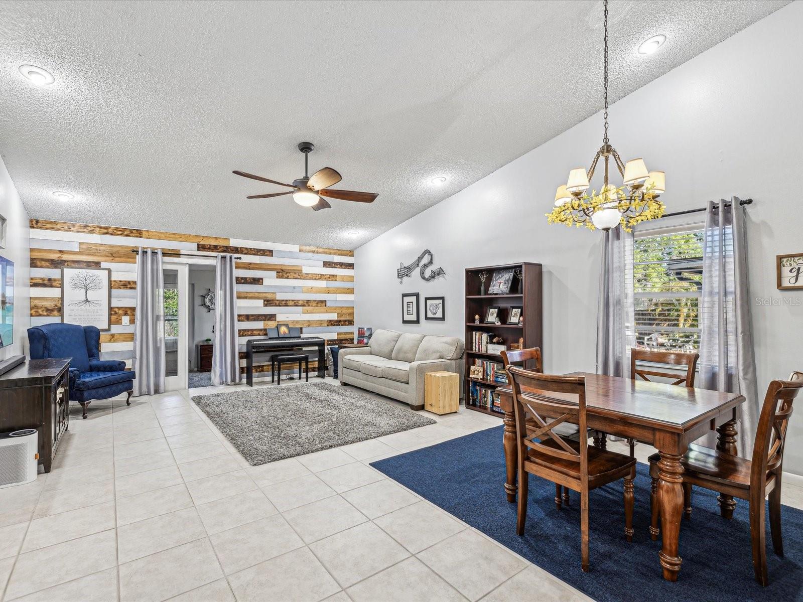9914 SIR FREDERICK ST, TAMPA, FL, 33637