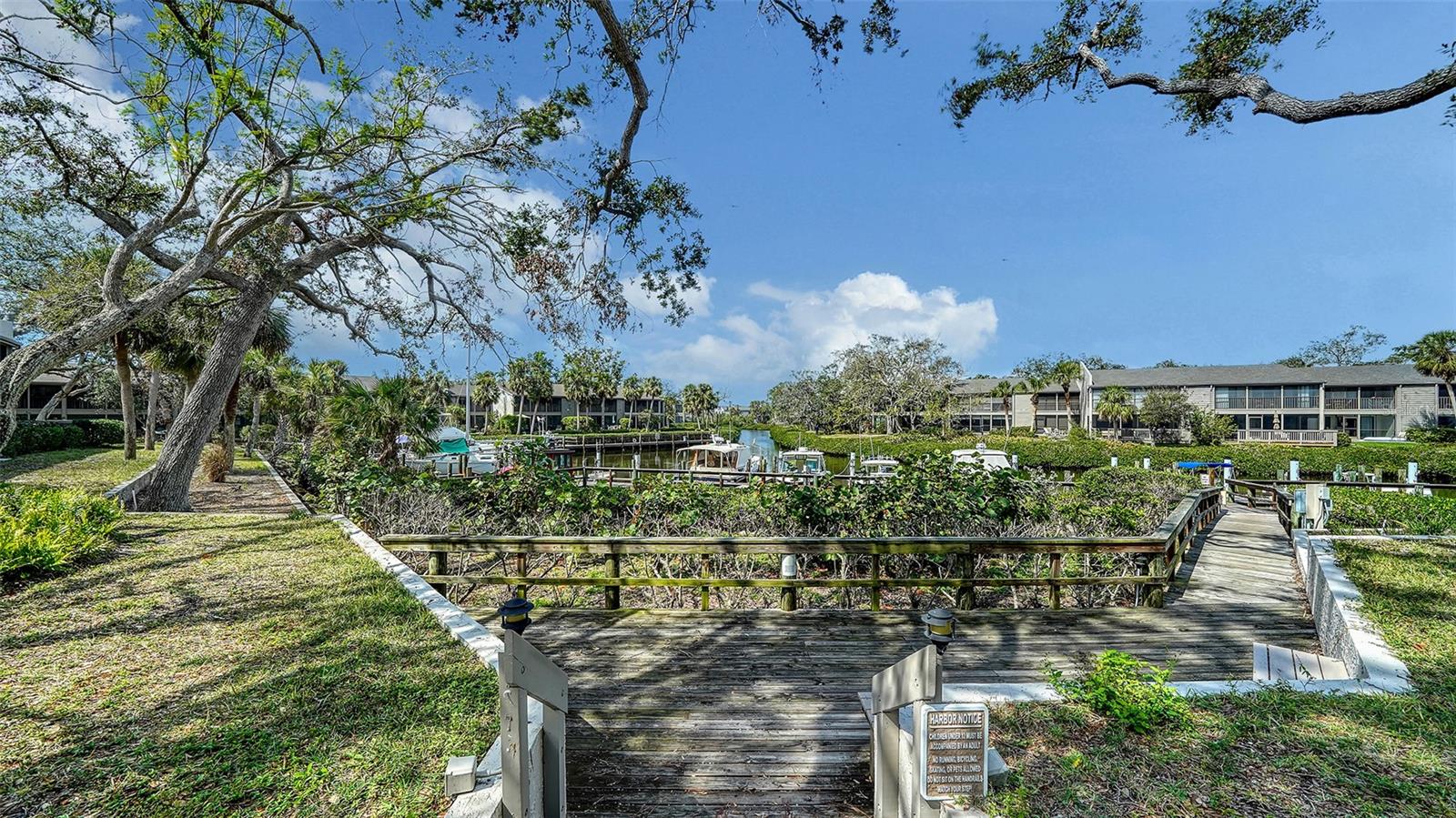 1601 PELICAN POINT DR #HA213, SARASOTA, FL, 34231