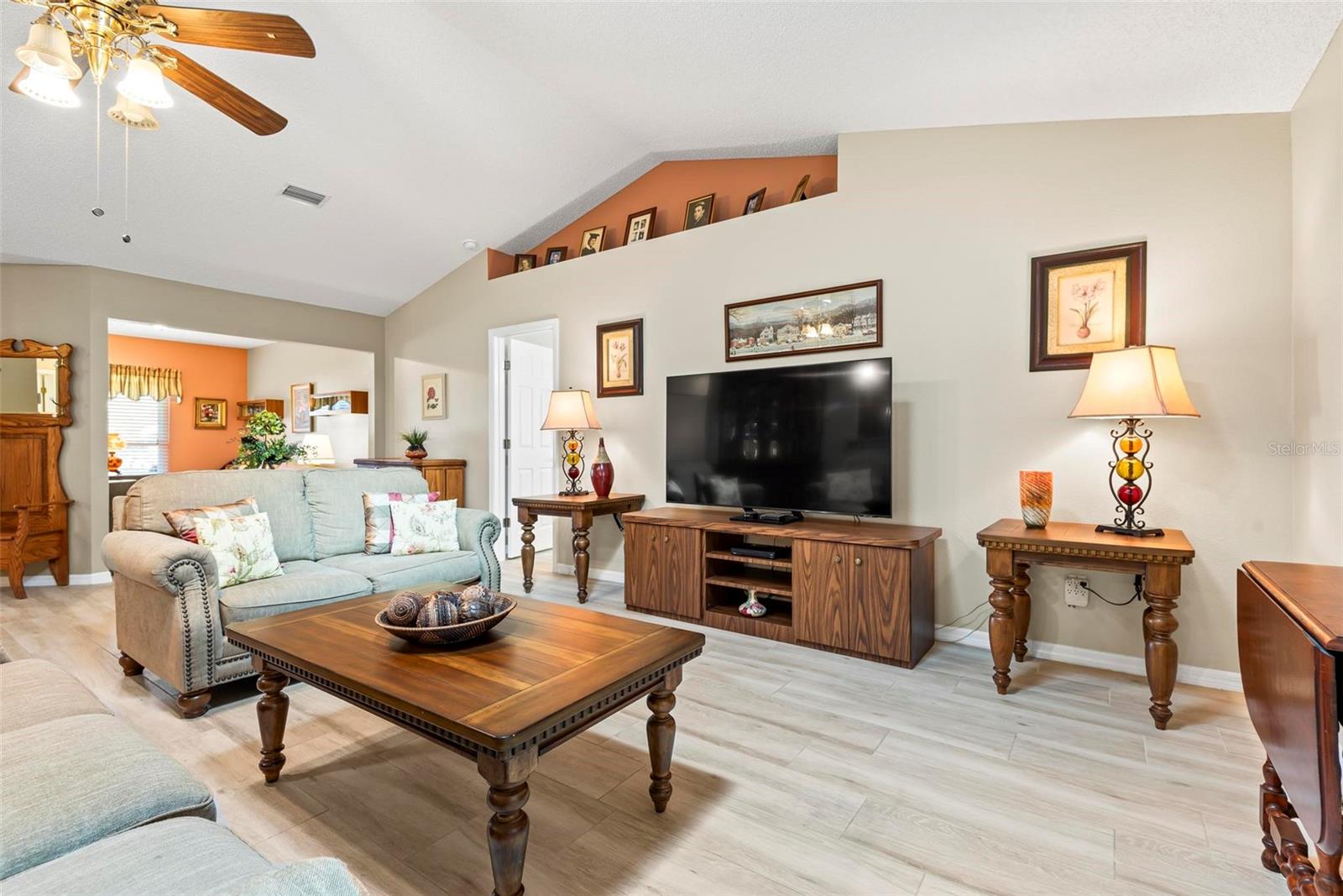 20 BRUNETT LN, PALM COAST, FL, 32137