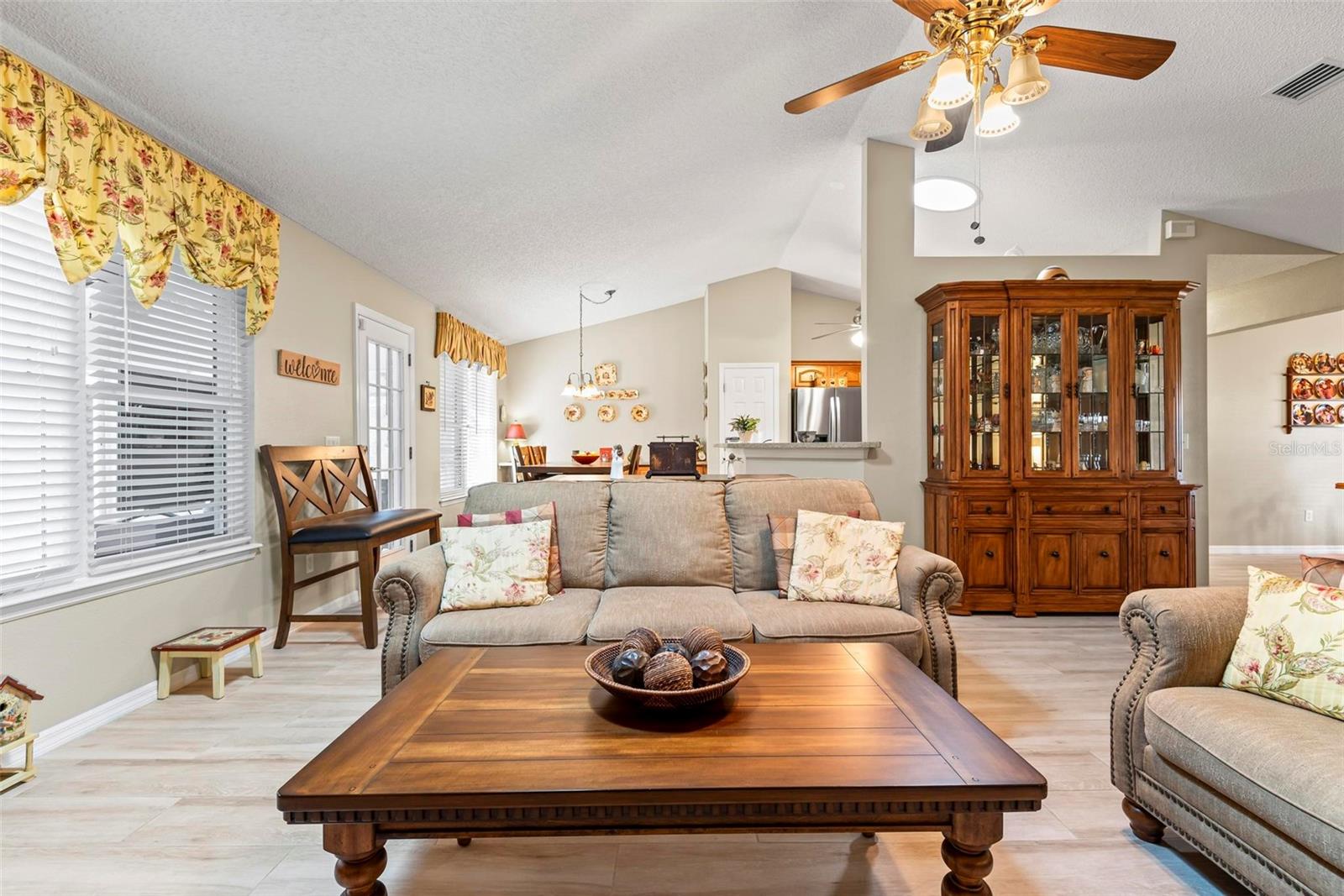20 BRUNETT LN, PALM COAST, FL, 32137