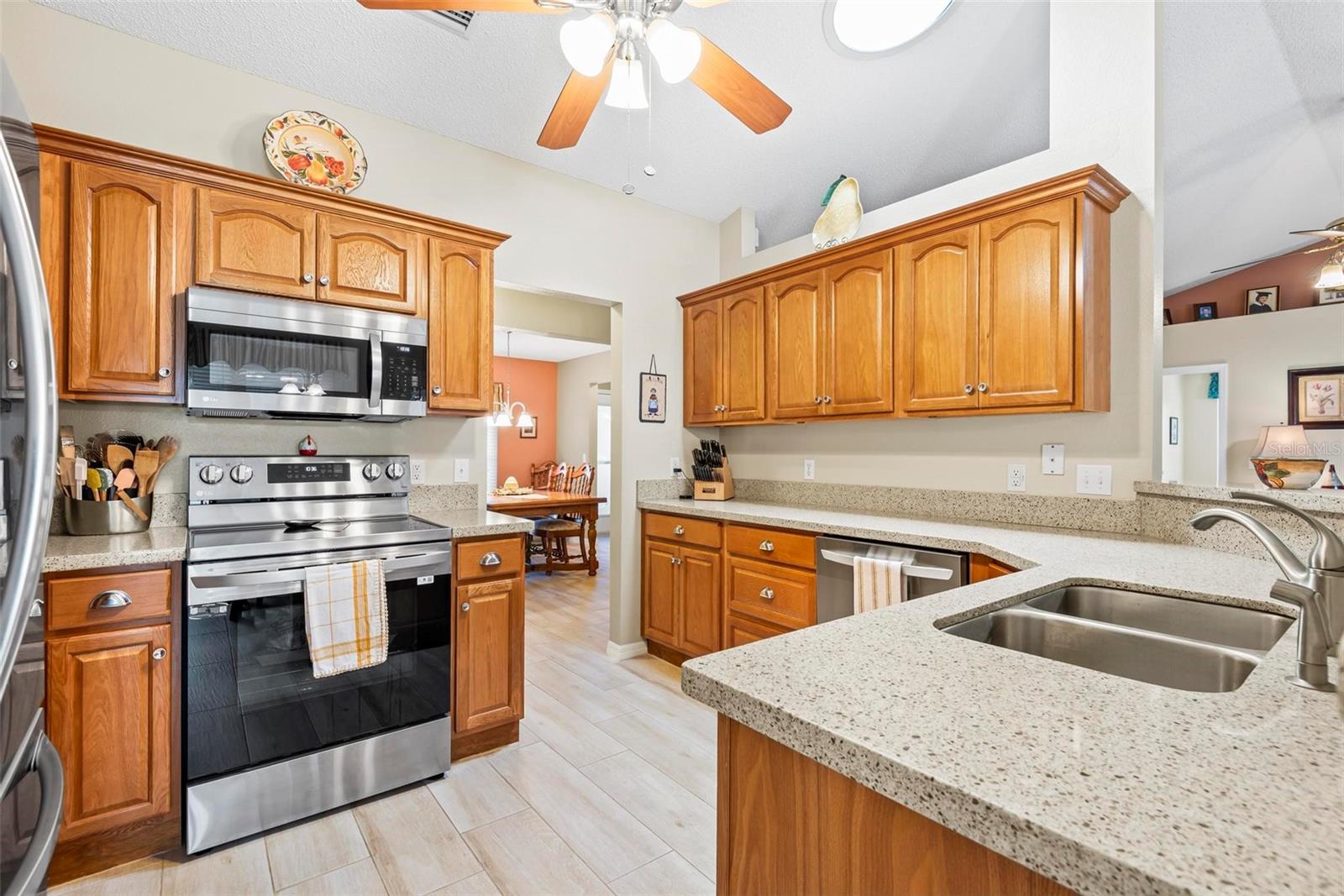 20 BRUNETT LN, PALM COAST, FL, 32137