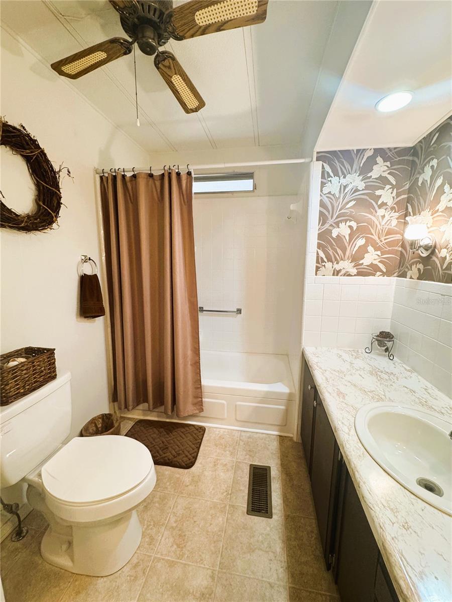 123 PYRACANTHA LN, LEESBURG, FL, 34748