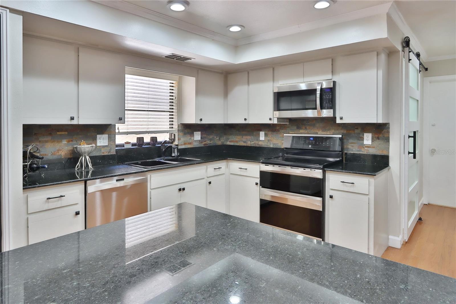 1093 MUIRFIELD CT, TARPON SPRINGS, FL, 34688