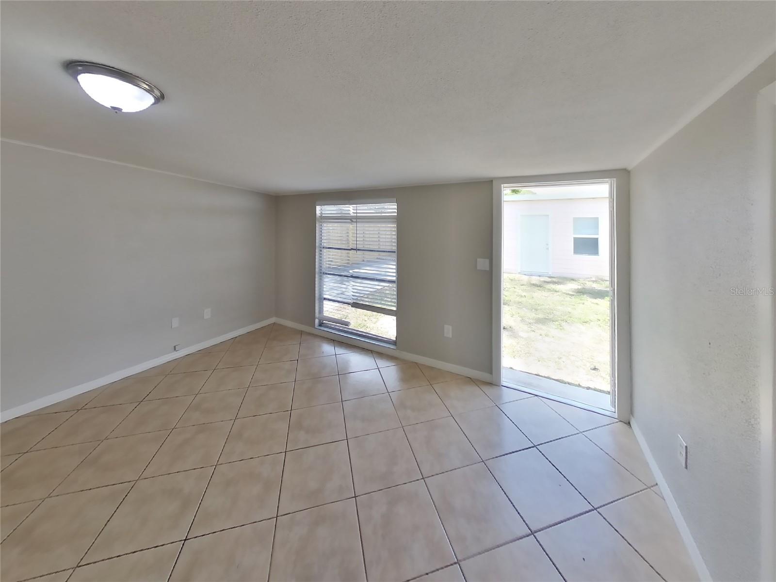 4610 SLOAN AVE, SARASOTA, FL, 34233
