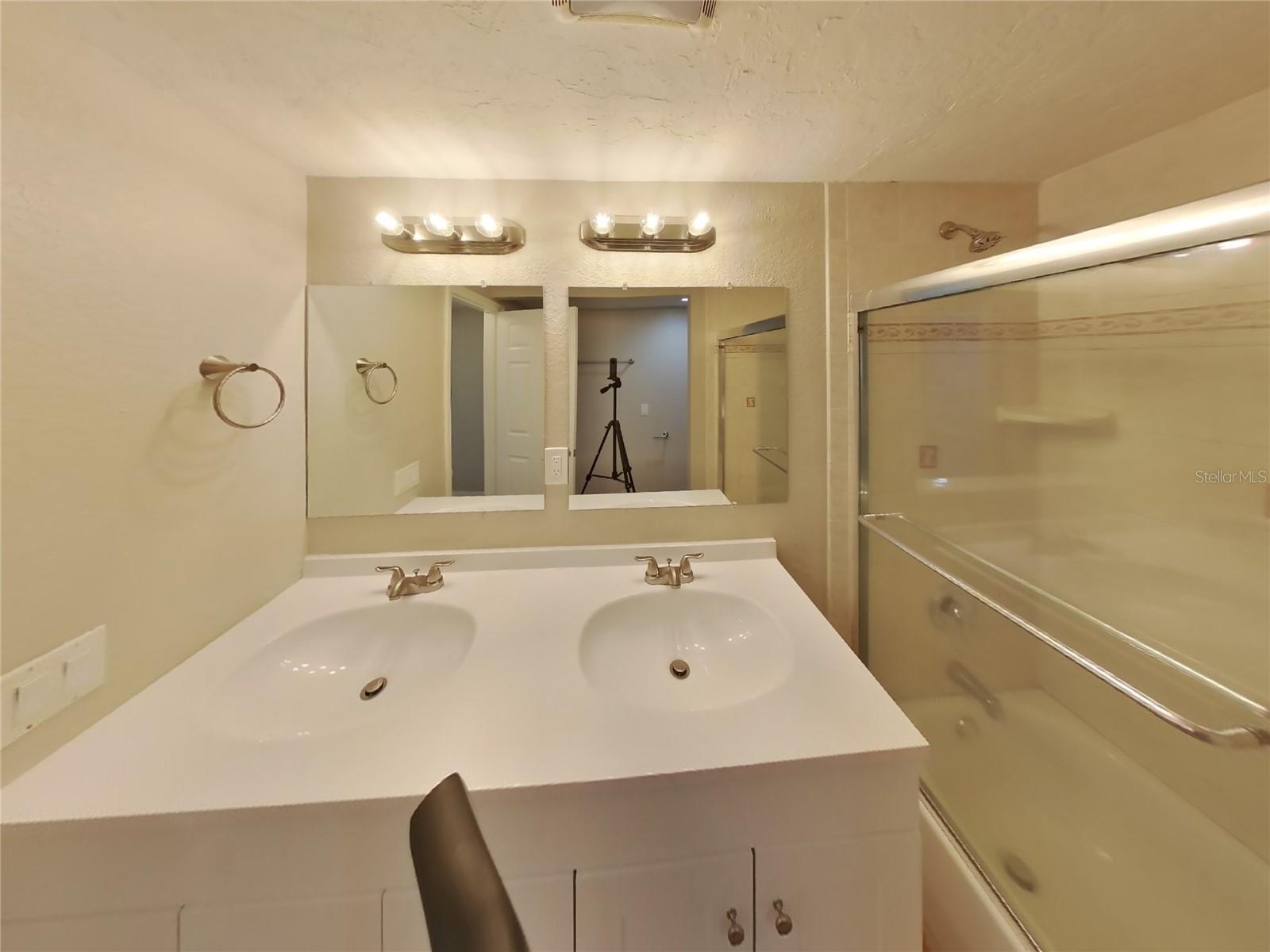 4610 SLOAN AVE, SARASOTA, FL, 34233