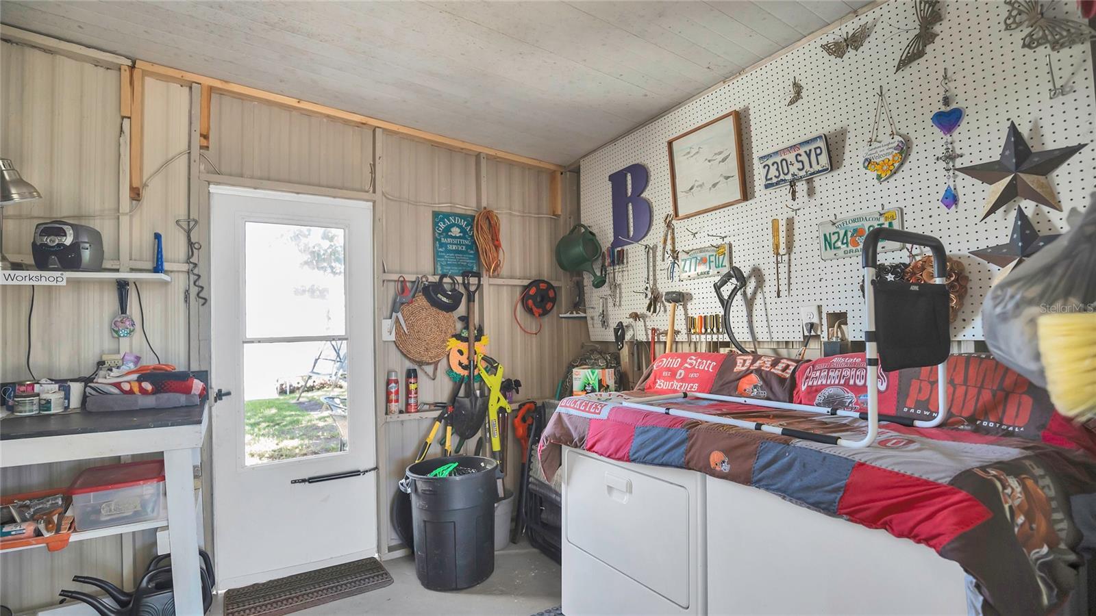 1408 SCHULT CT, TAVARES, FL, 32778