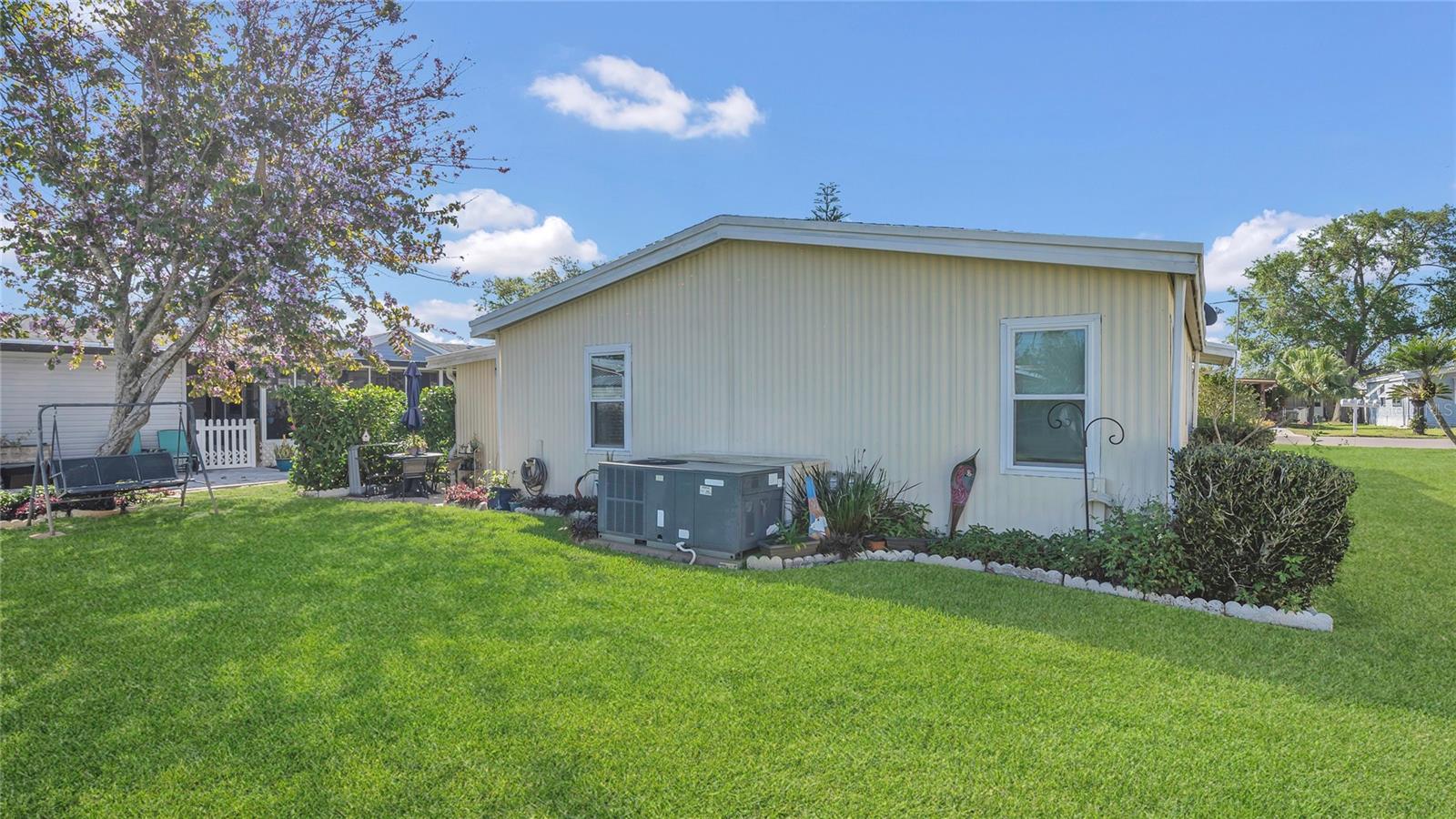 1408 SCHULT CT, TAVARES, FL, 32778
