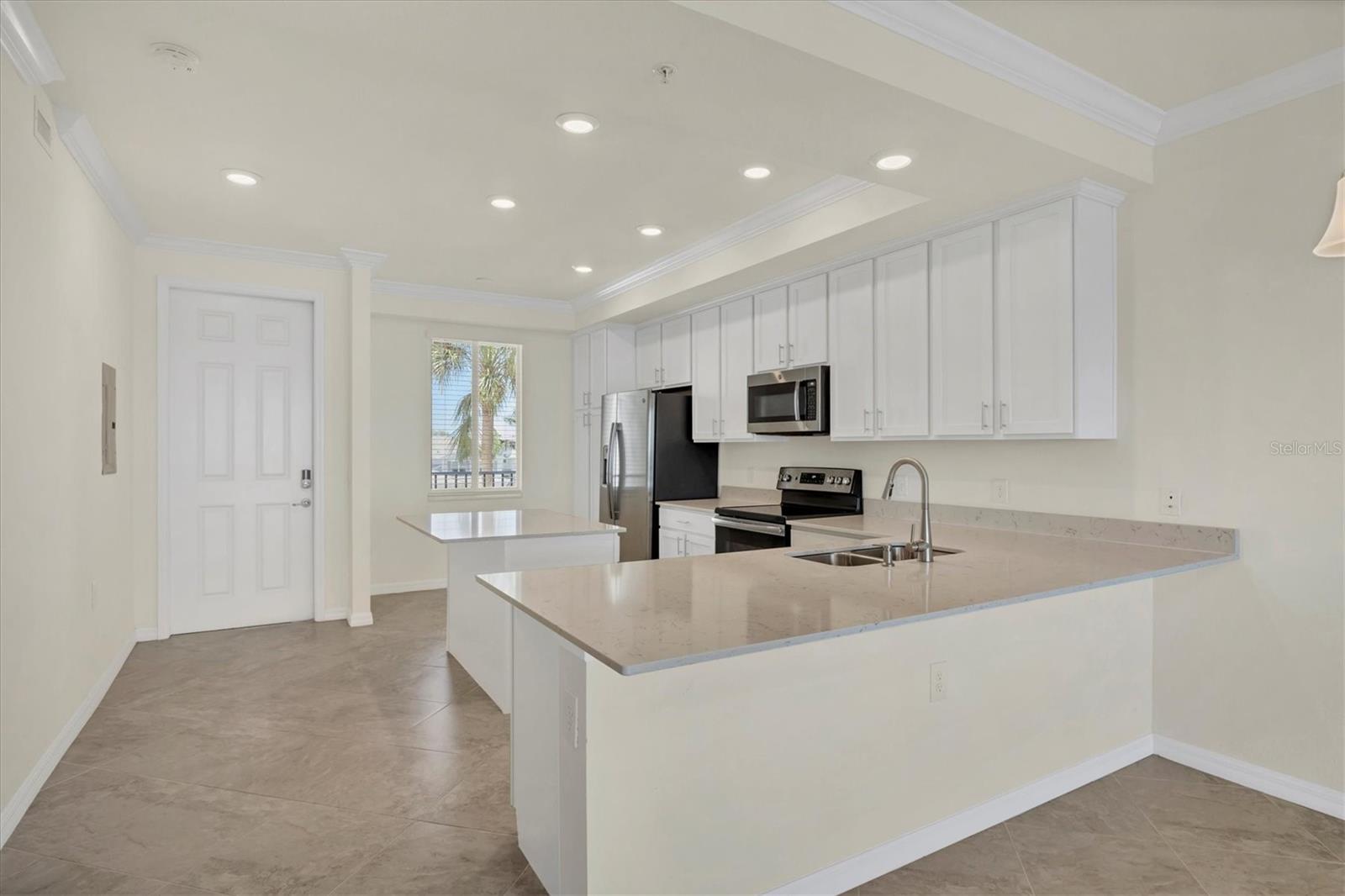 920 TIDEWATER SHORES LOOP #304, BRADENTON, FL, 34208