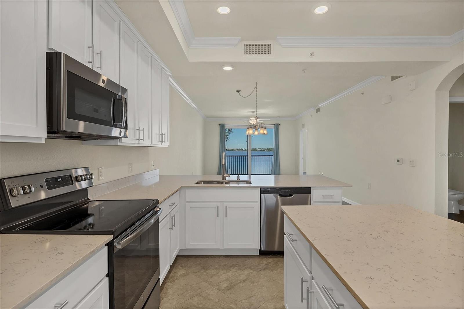 920 TIDEWATER SHORES LOOP #304, BRADENTON, FL, 34208