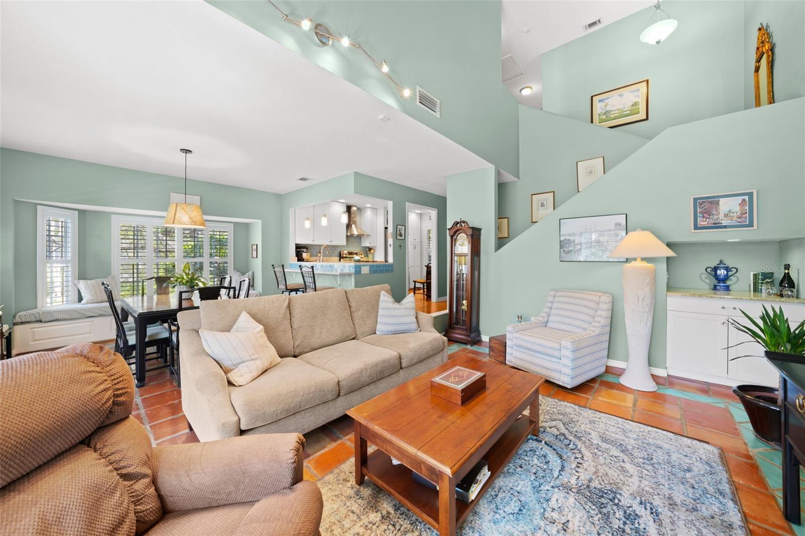 5203 BAYSHORE BLVD #10, TAMPA, FL, 33611