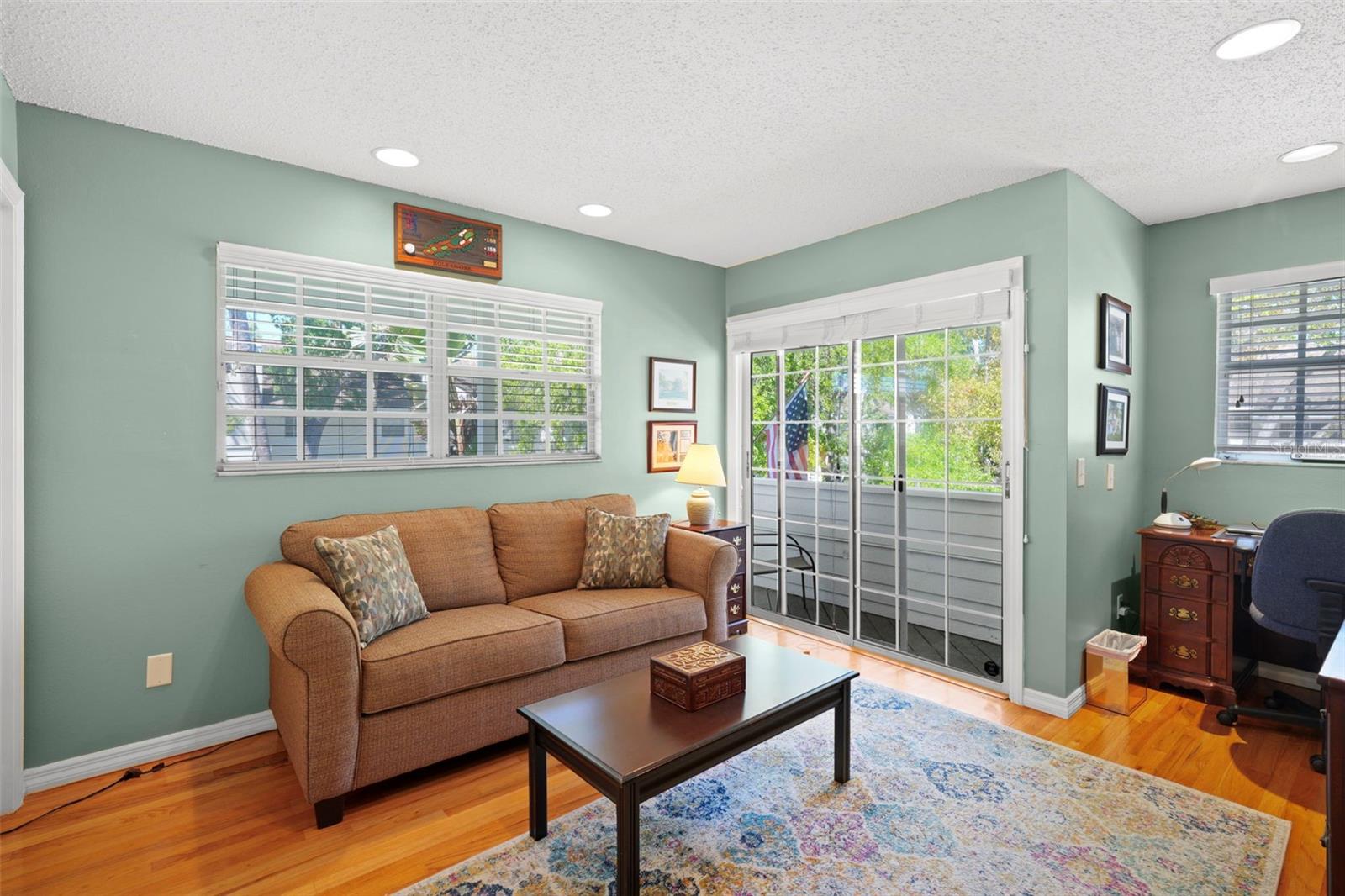 5203 BAYSHORE BLVD #10, TAMPA, FL, 33611